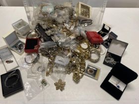 A job lot of costume jewellery including vintage.Shipping unavailable