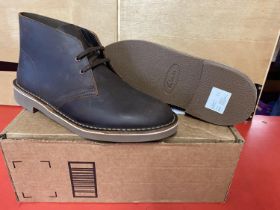 A new pair of mens Clarks shoes size 7