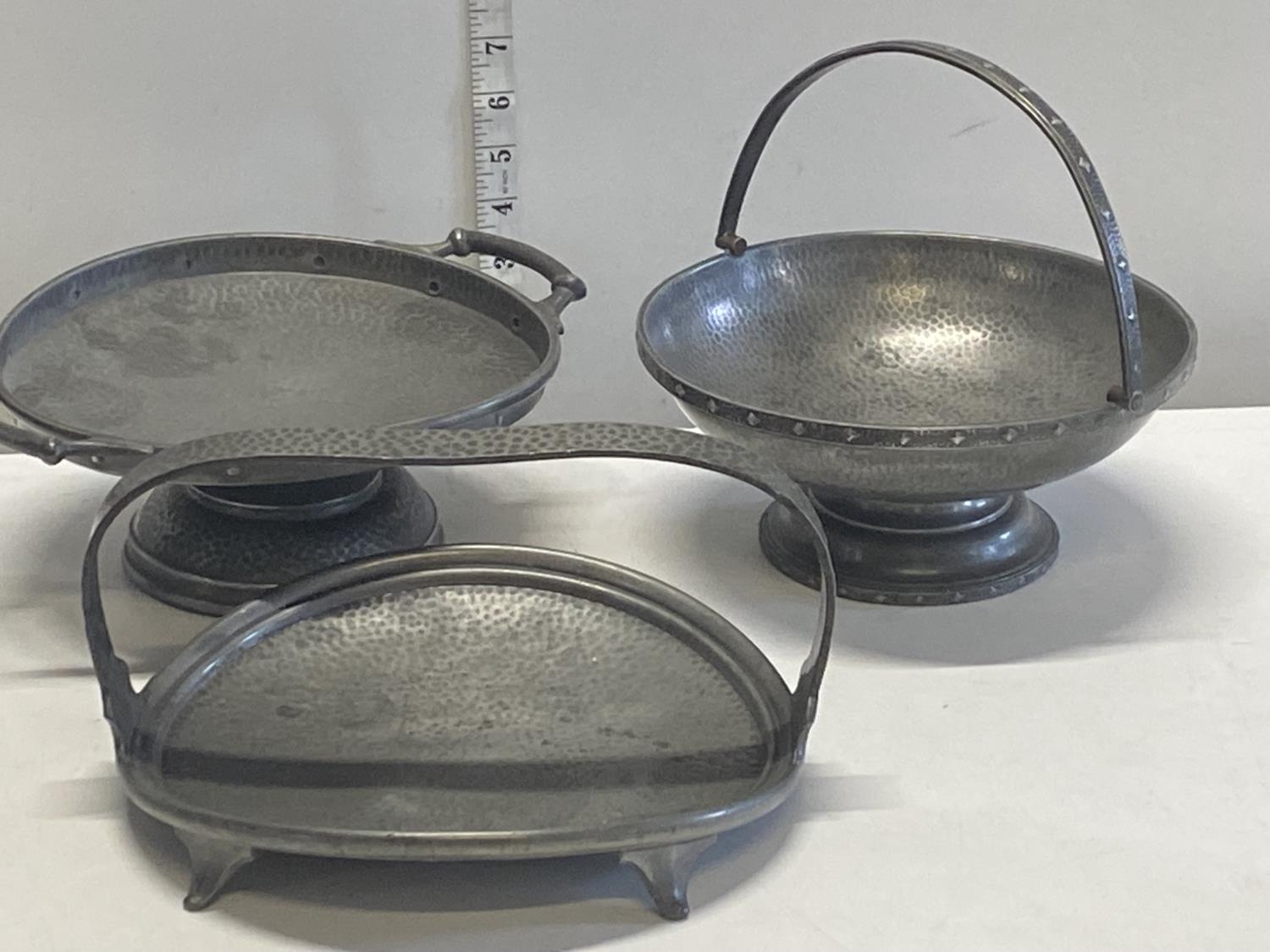 Three pewter bowls (a/f)