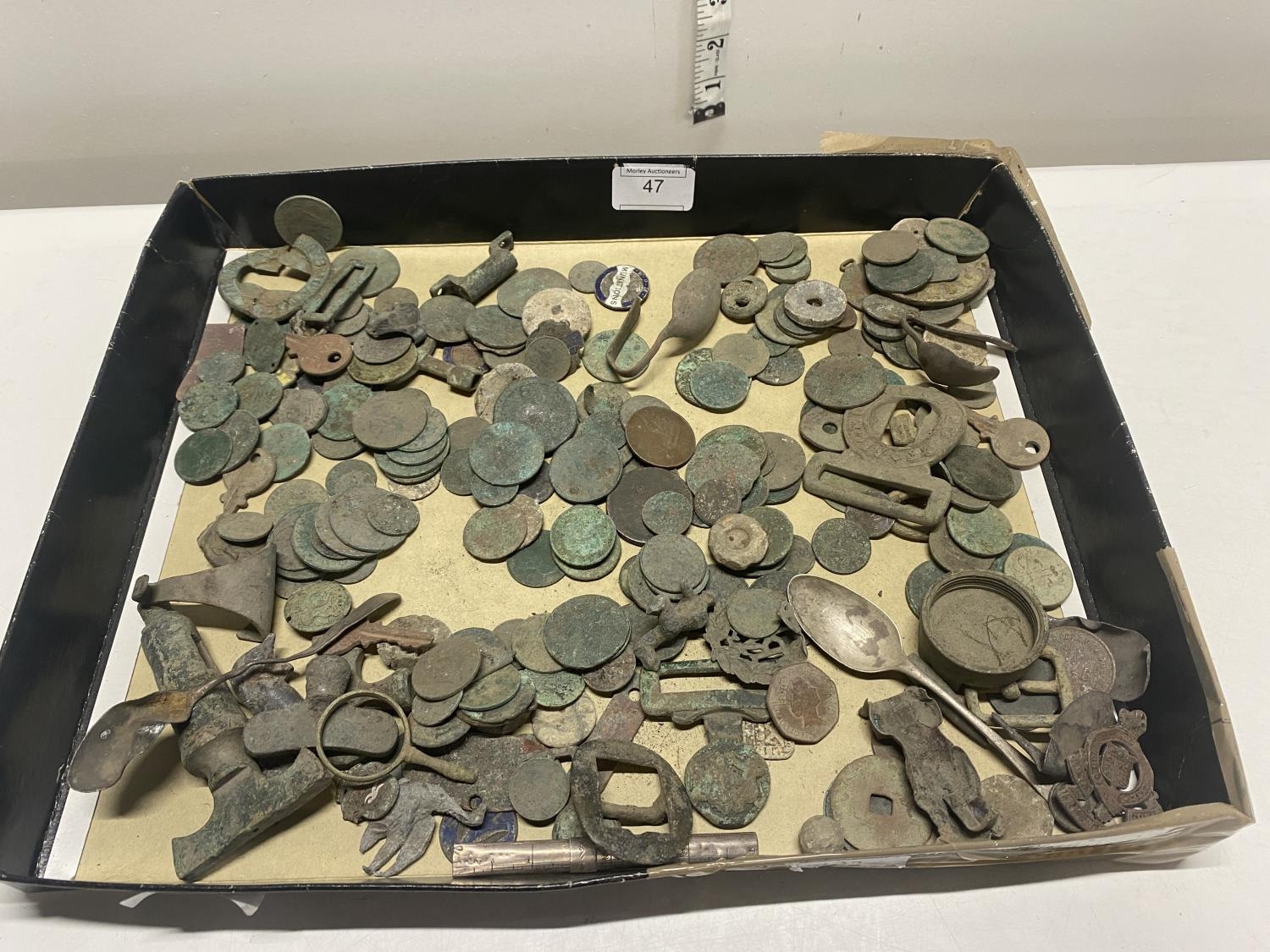 A job lot of various metal detecting finds