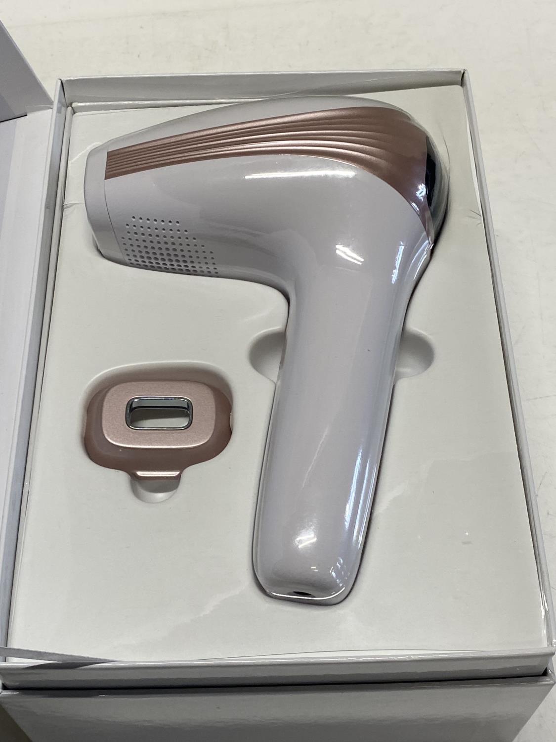 A boxed Bosidin hair removal system (untested) - Bild 2 aus 2