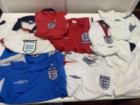 A job lot of assorted Football shirts (unauthenticated)