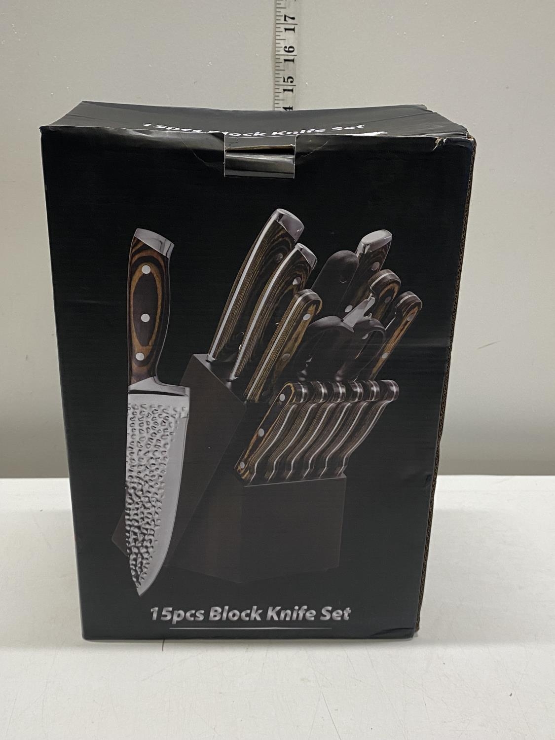 A boxed 15 piece knife set (unchecked), UK post only