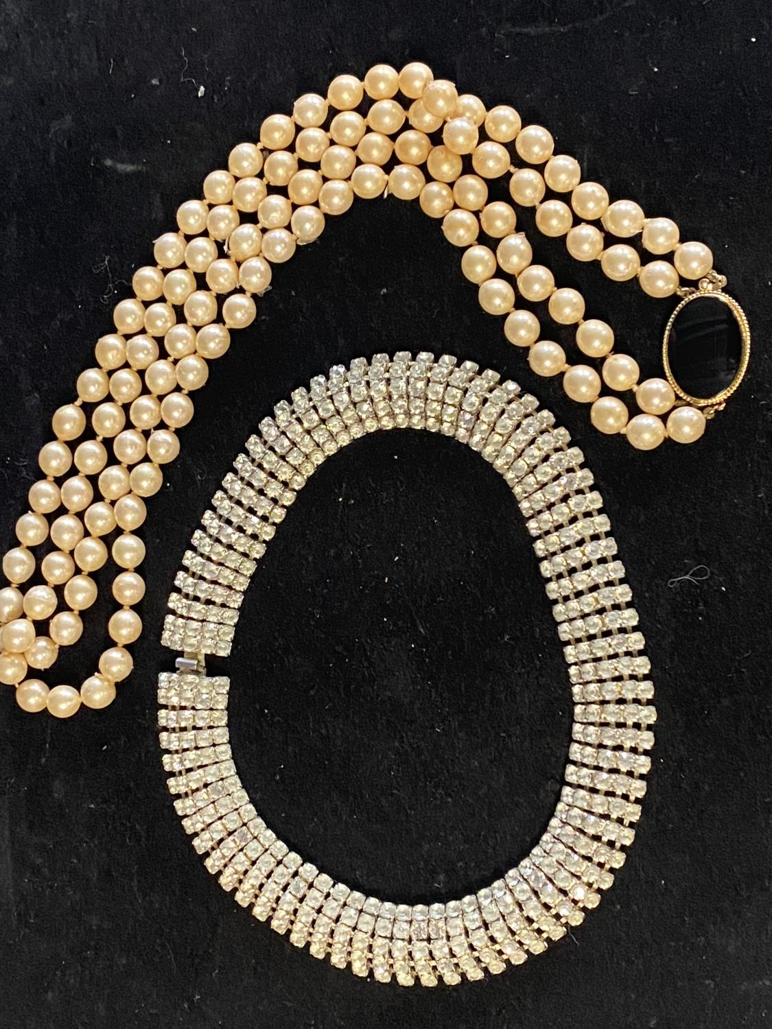 Two pieces of costume jewellery Vendome vintage pearls