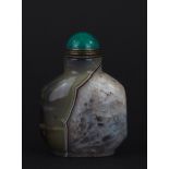 Snuffbottle. Bandachat. China. H 7 cm