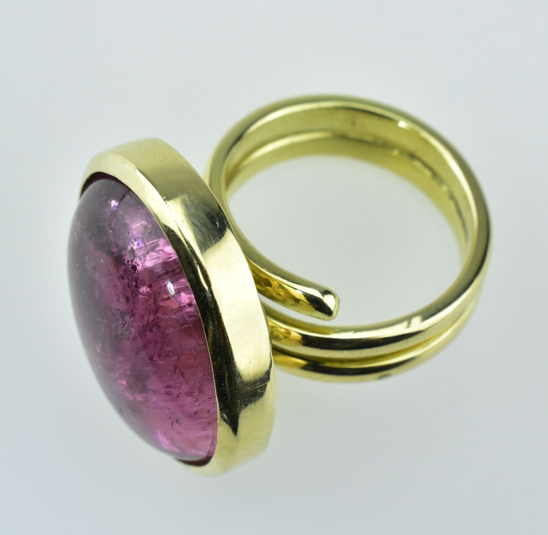 Großer Rubellitring.  Ovaler, rosa Rubellit von 25 ct. 18 ct. GG - Bild 2 aus 2