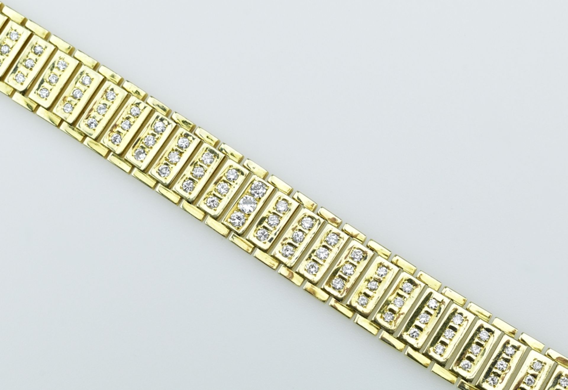 Feines Brillantarmband. Brillanten 3,08 ct. 18 ct. GG. L 18 cm