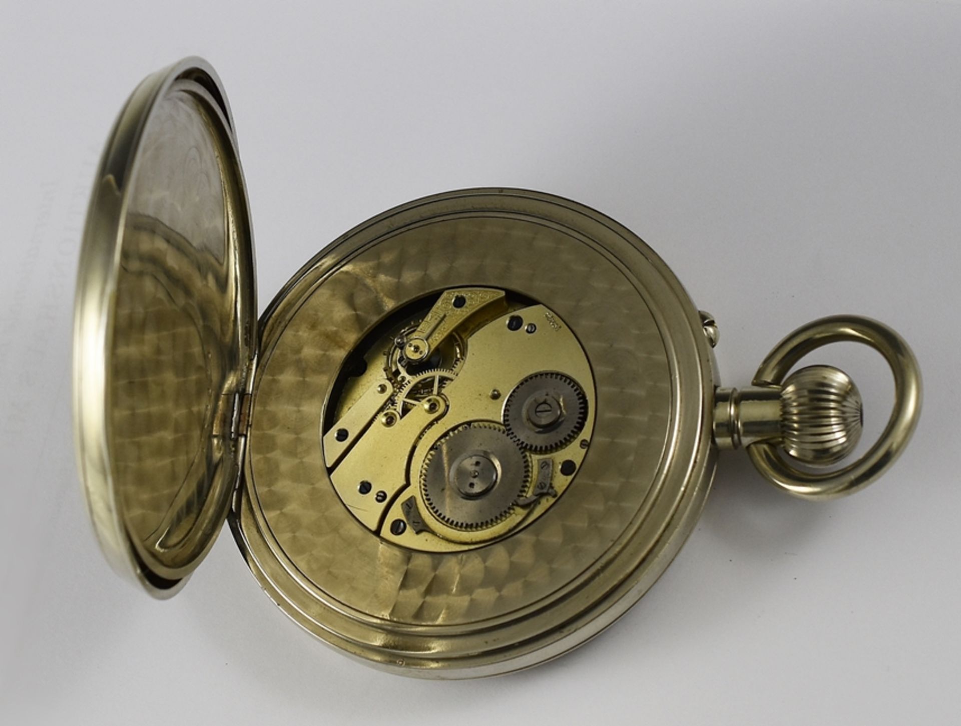 Seltener, großer Regulator in Form einer Taschenuhr. Glattes Argentangehäuse. Emaille-Ziffernblatt - Image 2 of 2