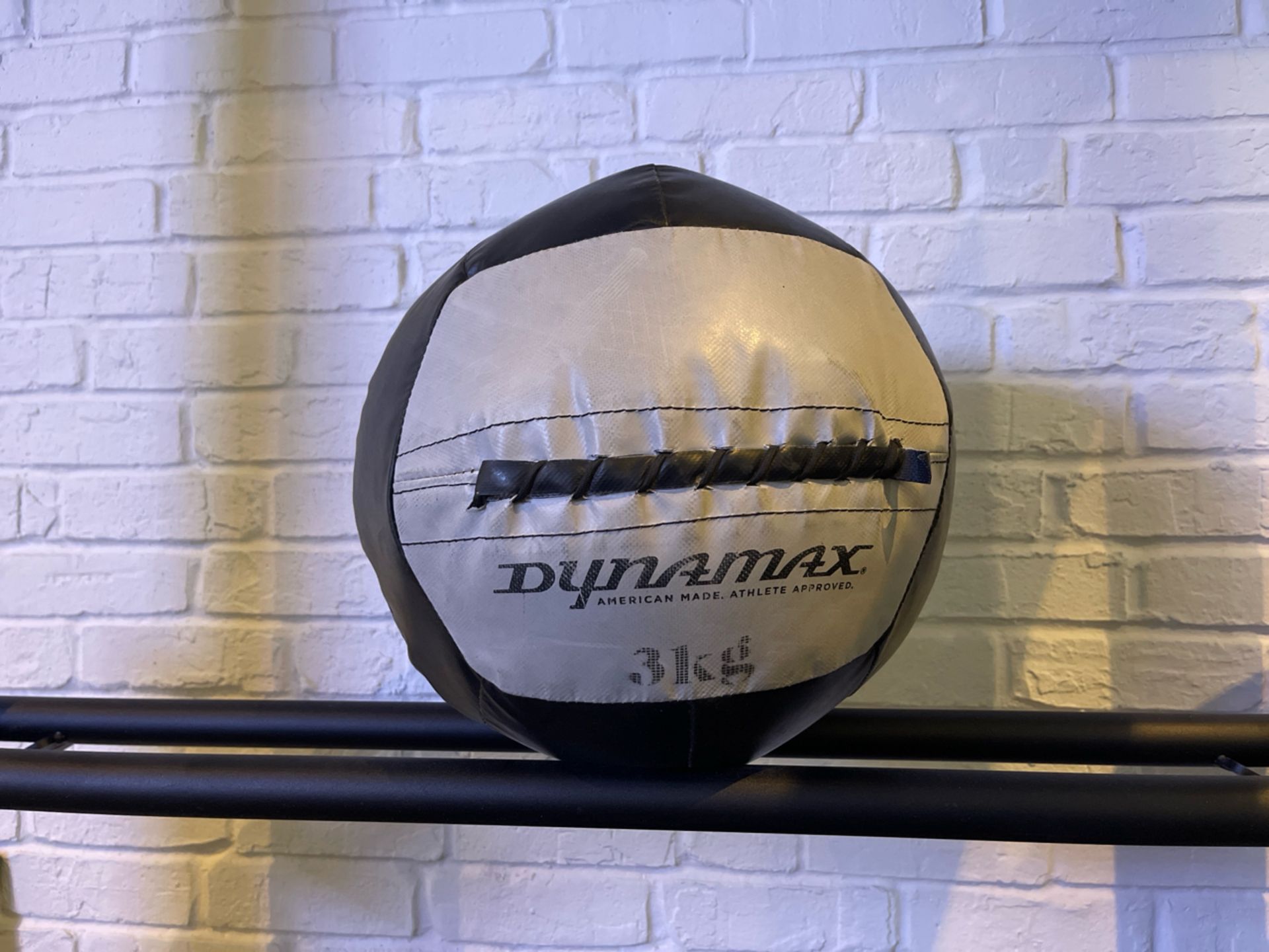 Dynamax 3kg Slam Ball - Image 3 of 4