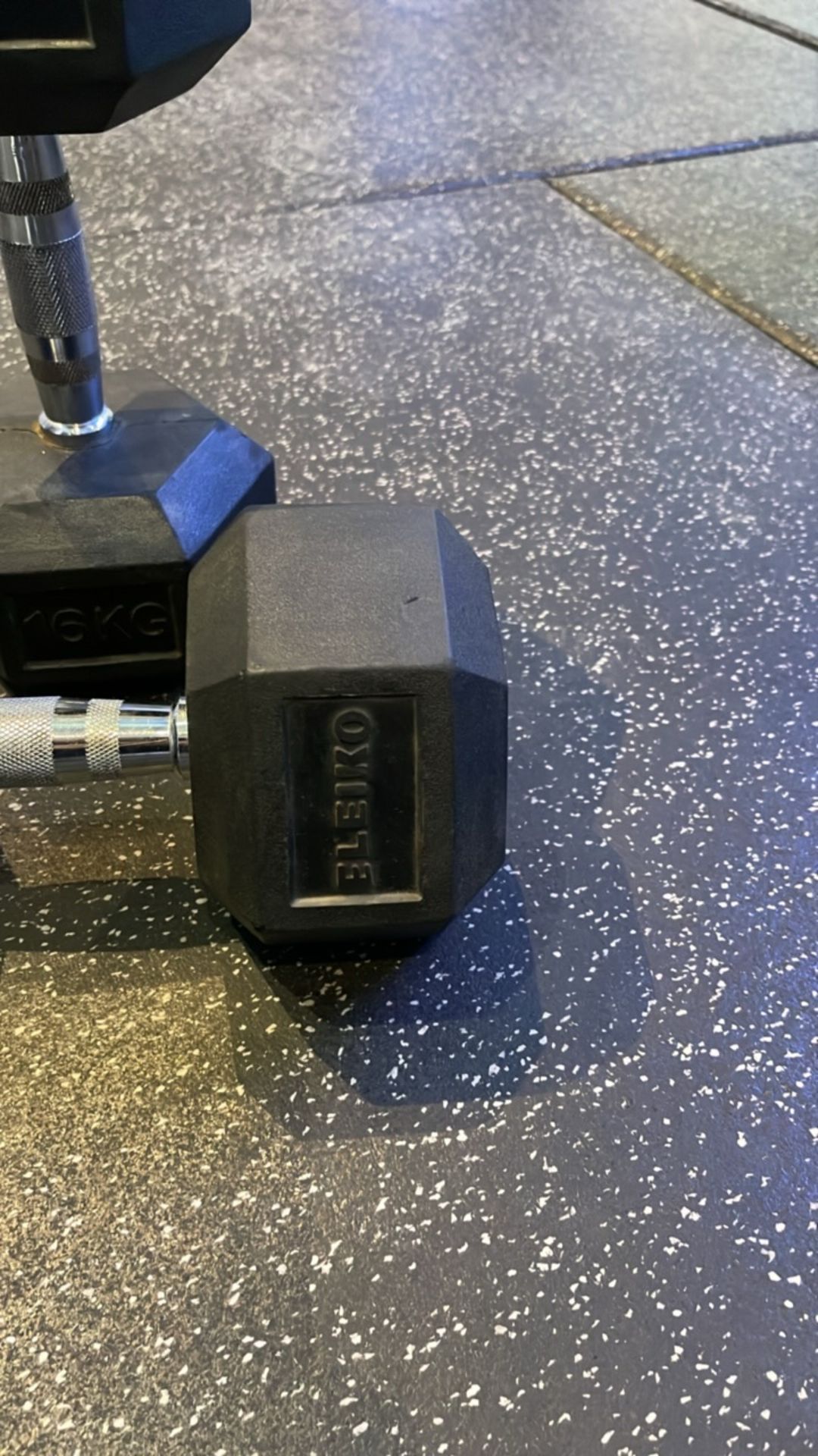 Eleiko 16kg Dumbell Pair - Image 3 of 5