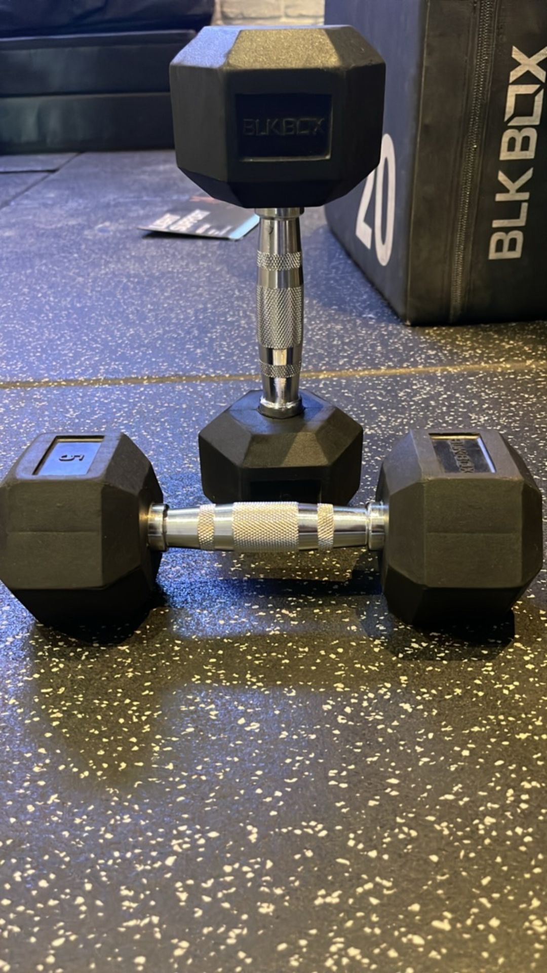 Blk Box 5kg Dumbell Pair - Image 4 of 5