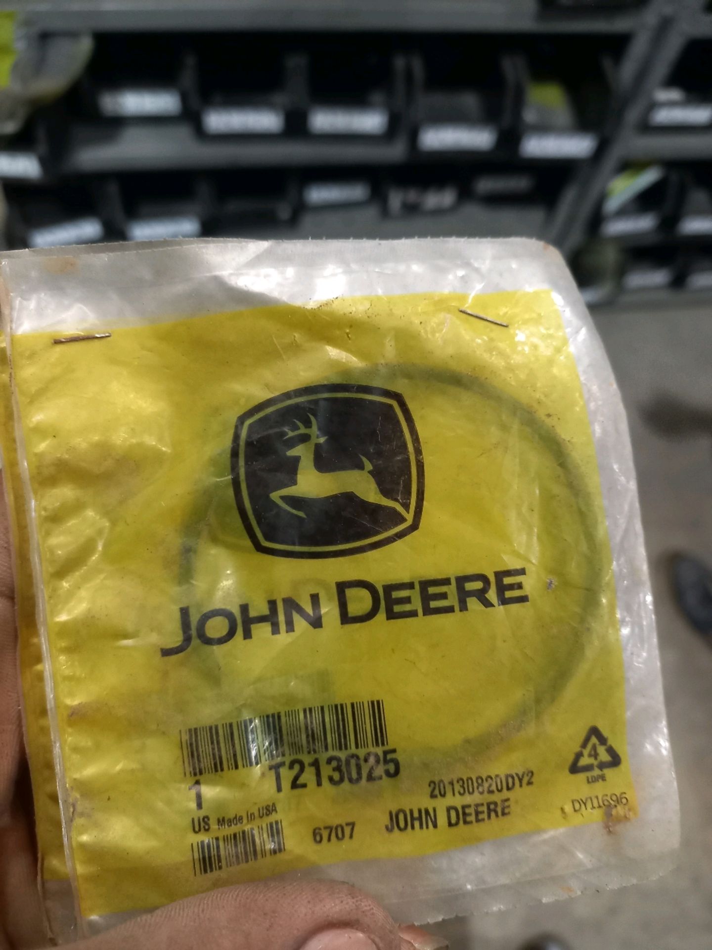 JOHN DEERE Spares - Bild 197 aus 218