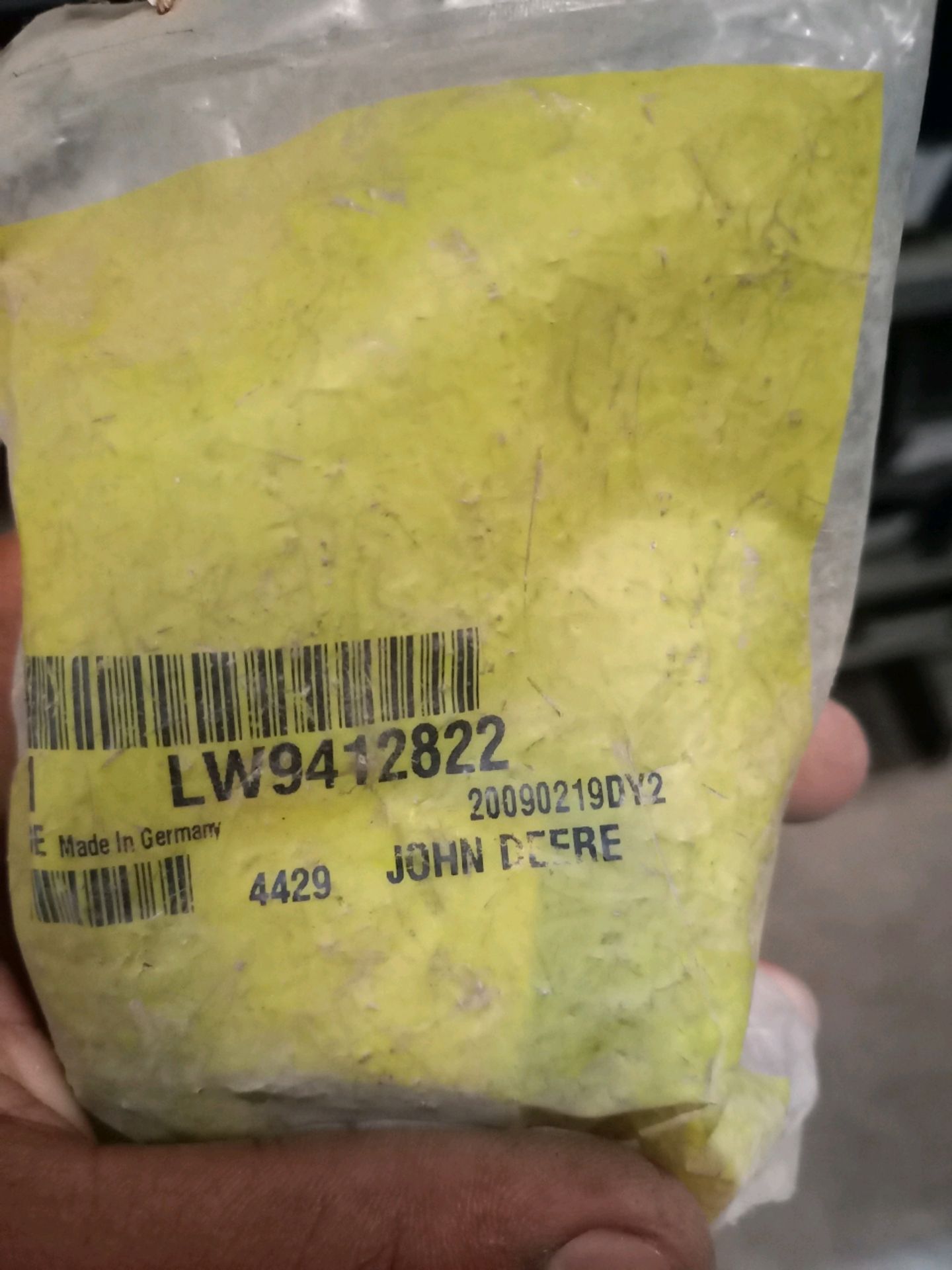 JOHN DEERE Spares - Image 61 of 218