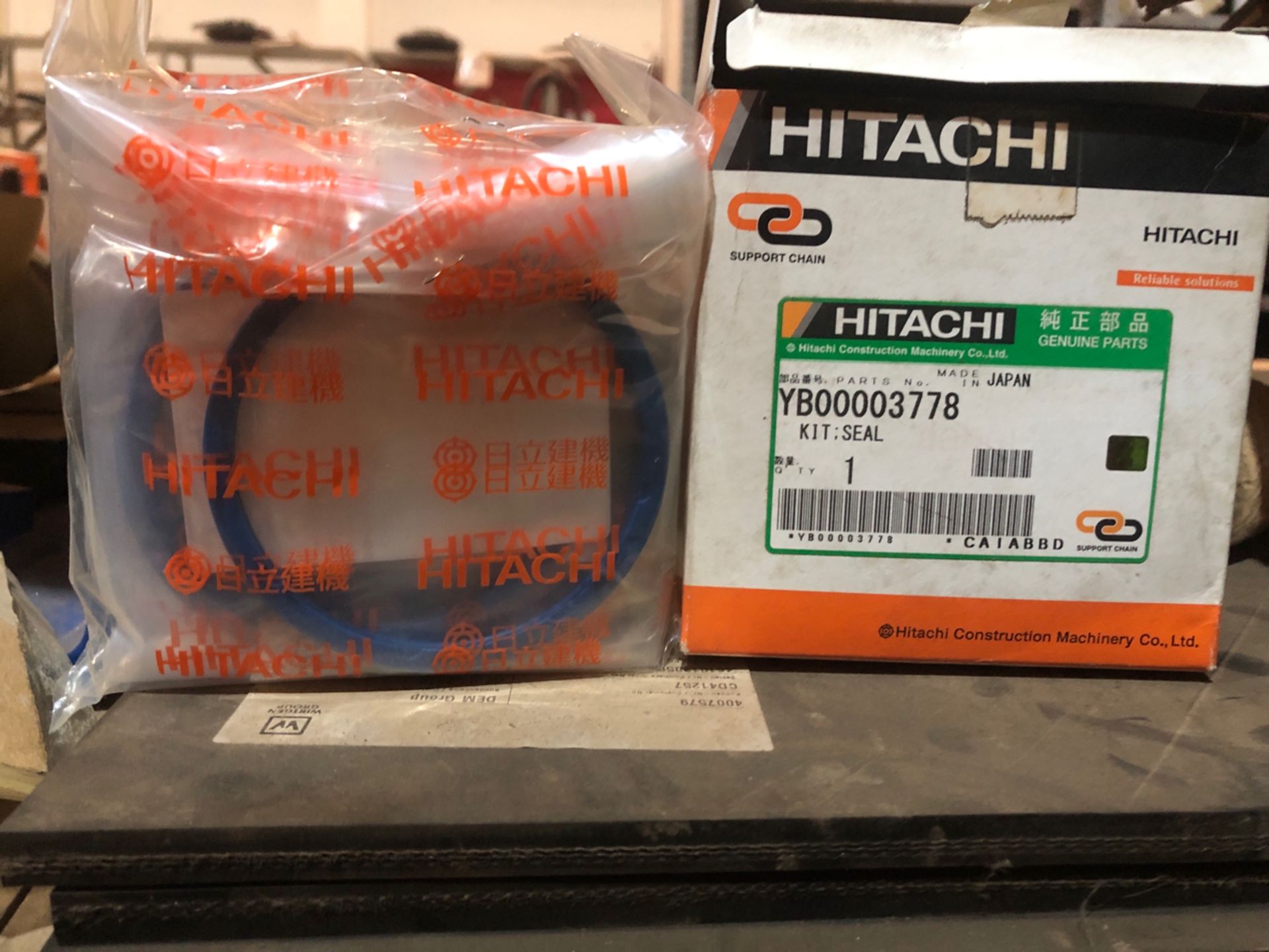 HITACHI MINING ZX350 PARTS - Bild 33 aus 79