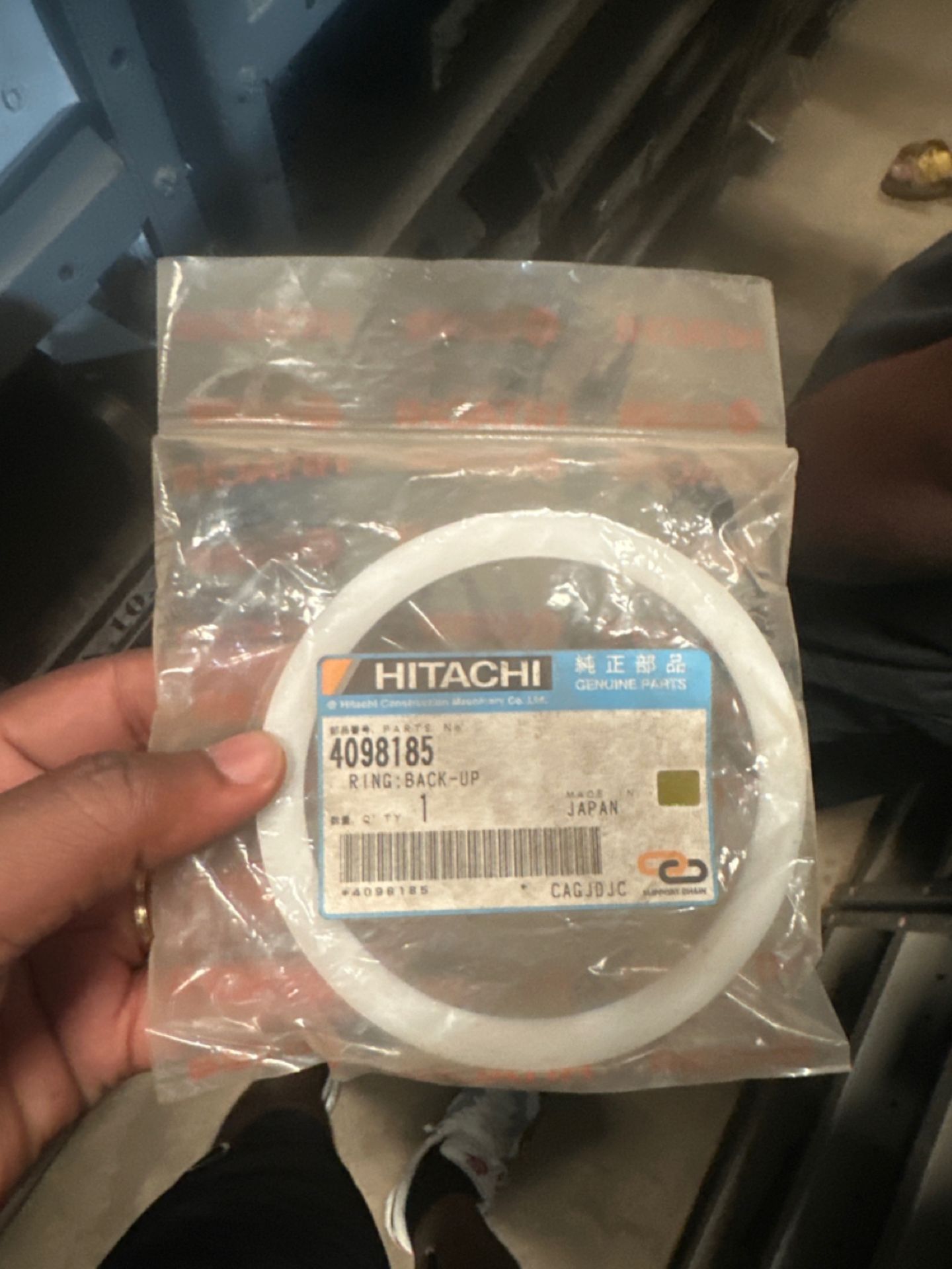 Hitachi Model ZX670 Parts - Bild 19 aus 28