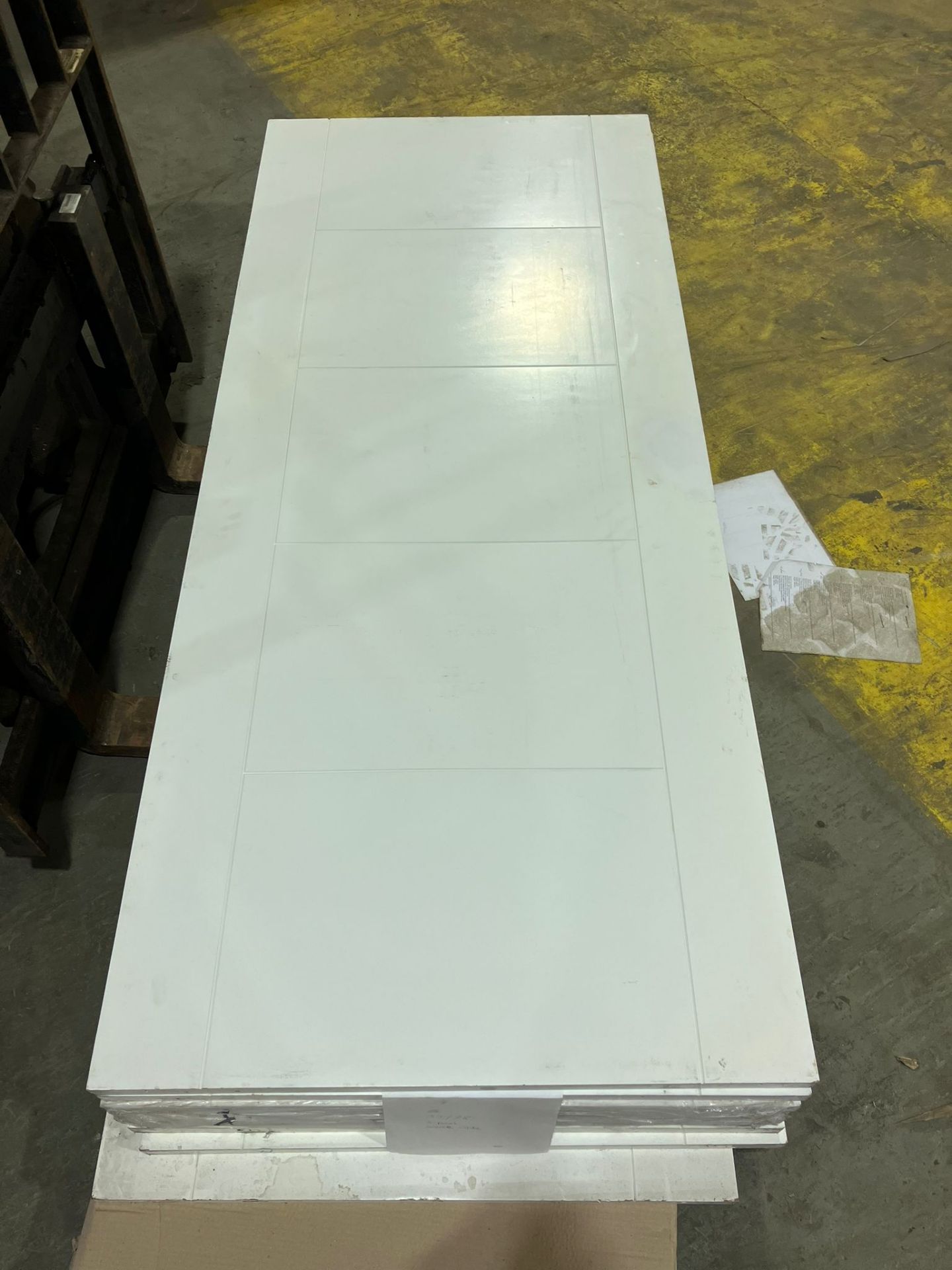 5 Panel Smooth White 33" x 78" x 38mm