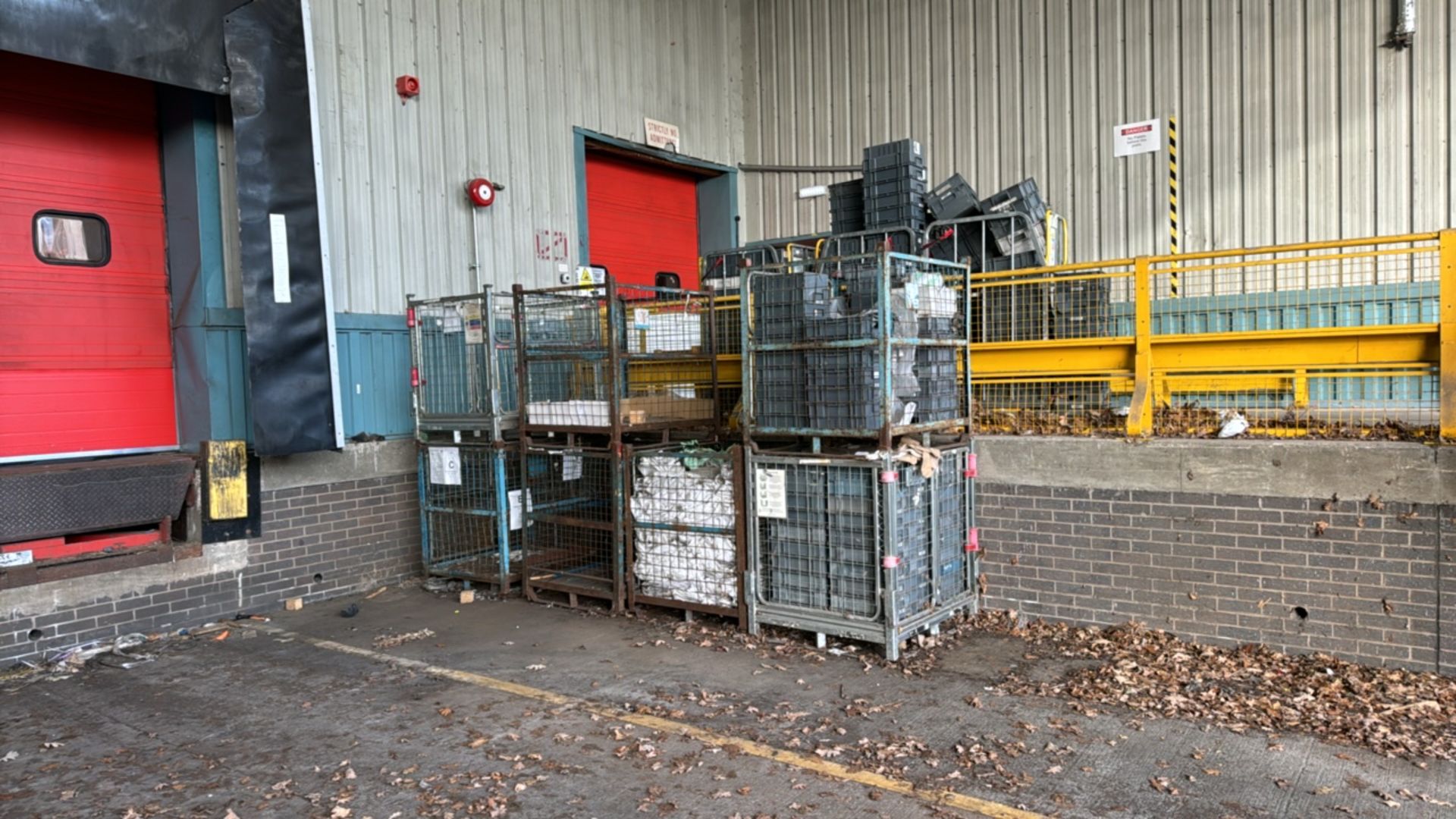 Metal Mesh Waste Cages x 12 - Image 2 of 5