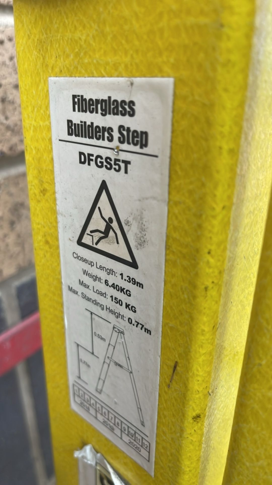 Fiberglass Builders Ladders 1.39m - Image 4 of 4
