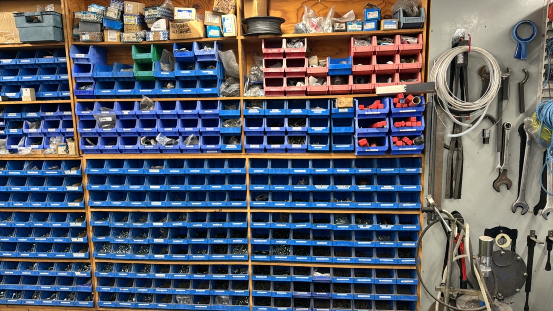 Quantity of Plastic Storage Tubs - Bild 2 aus 6