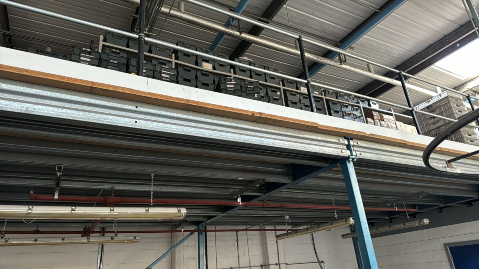 Mezzanine Floor - Bild 8 aus 18