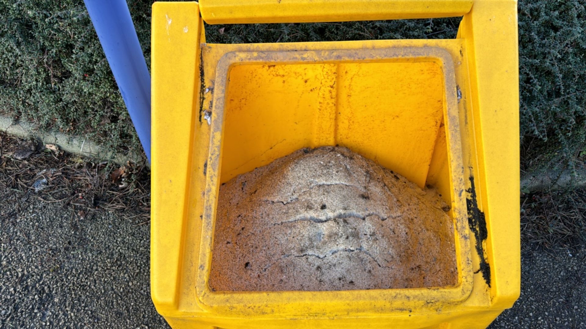 Grit Bin - Image 4 of 4