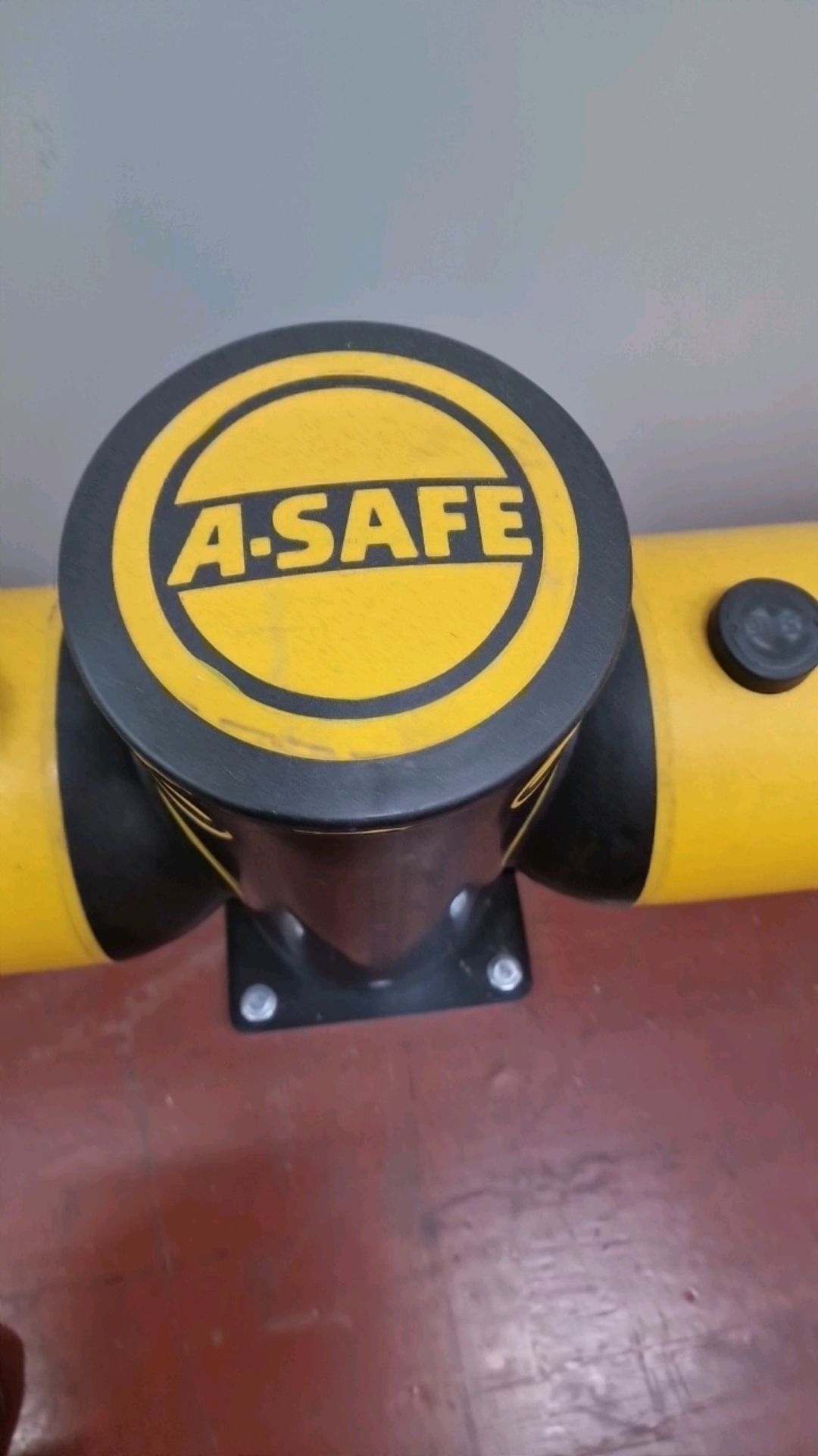 12 meters Of A-Safe Circular - Image 4 of 5