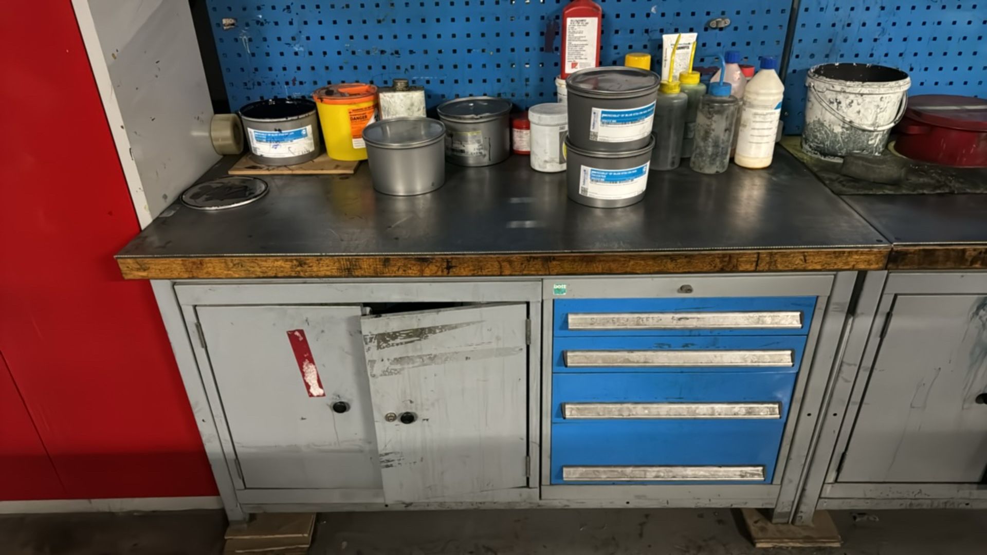 Blue Metal Work Bench with Storage - Image 2 of 4