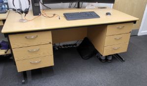 Desk with 2 drawer sets