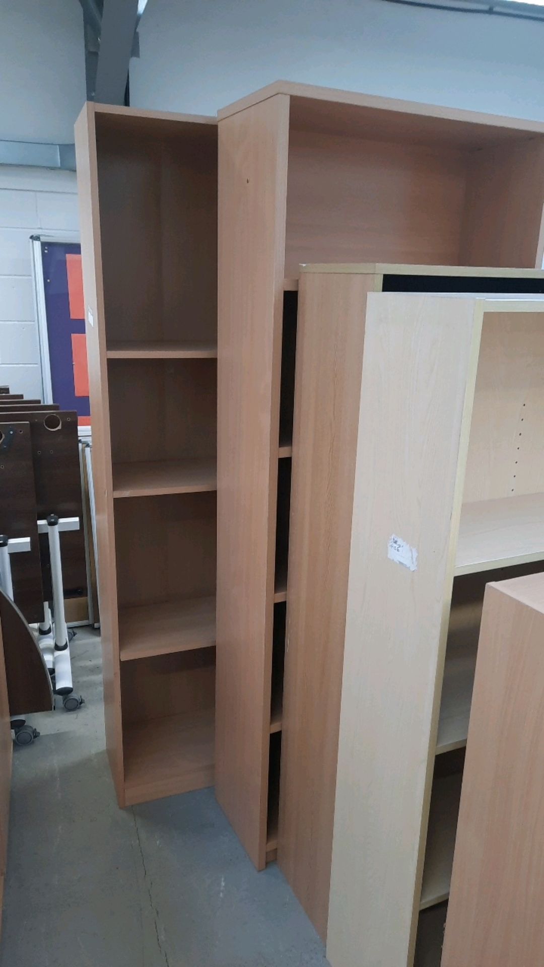 Assorted Wooden Shelfing Units - Bild 4 aus 9