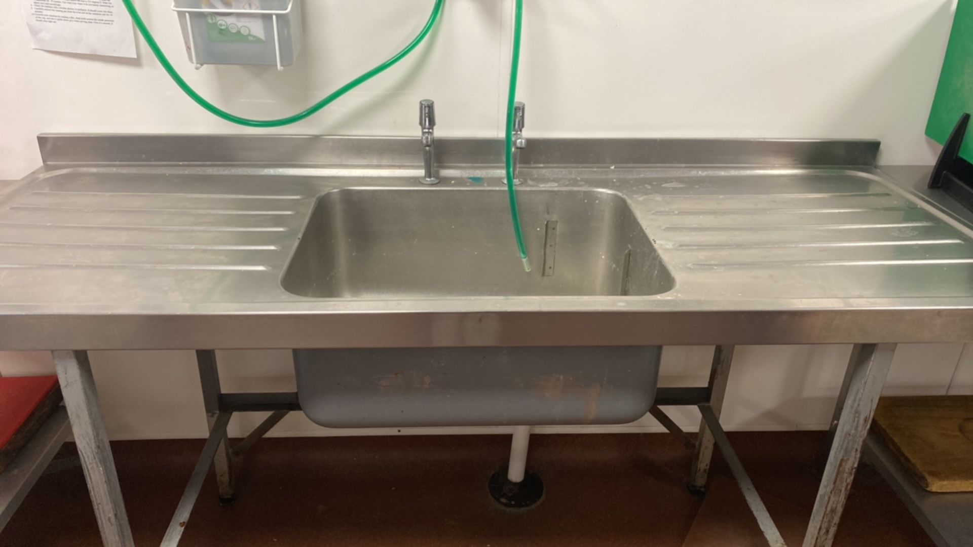 Stainless Steel Sink & Wash Unit - Image 4 of 6