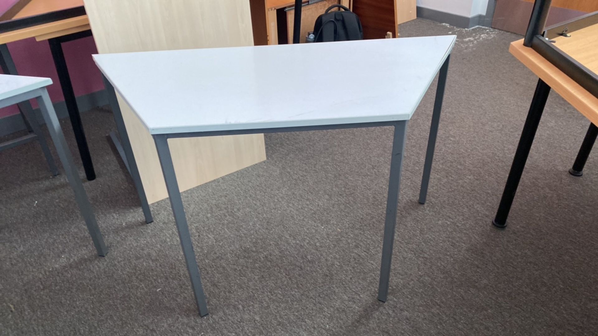 Grey Hexagon Desk x8 - Image 5 of 7