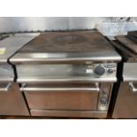 Electrolux Hot Plate Including Underneath Oven