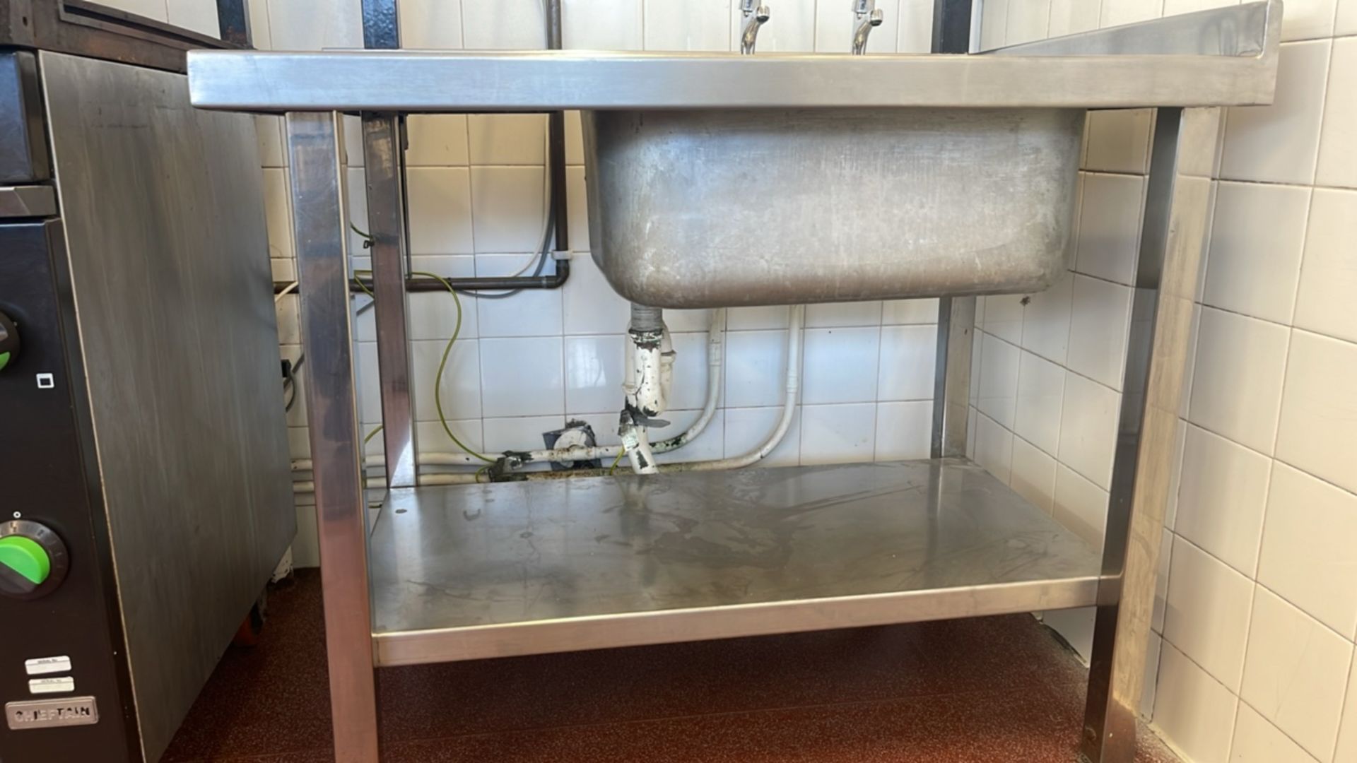 Benham Single Sink Stinless Steel Washdown Area - Image 5 of 6