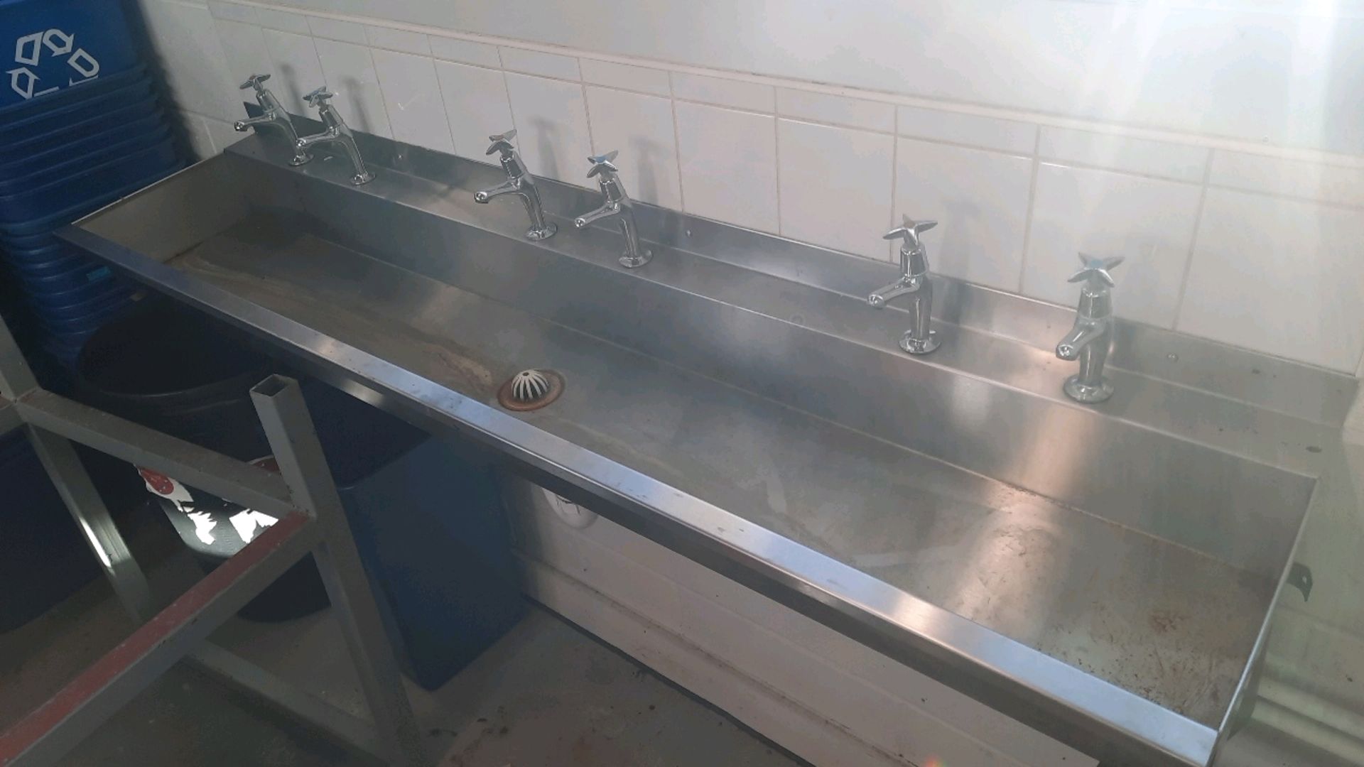 Stainless Steel Sink Wash Station x2 - Image 2 of 6