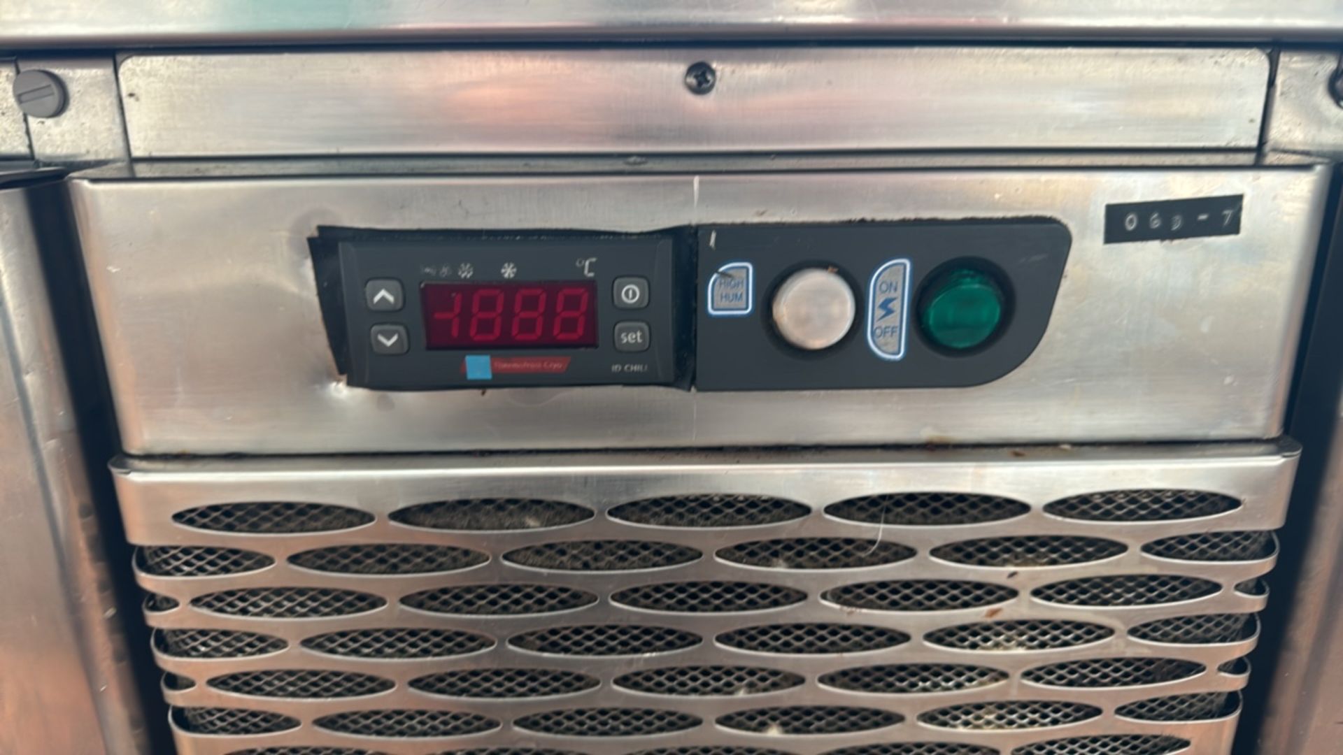 Electrolux Stainless Steel Preparation Unit With Under Counter Fridges - Image 6 of 6