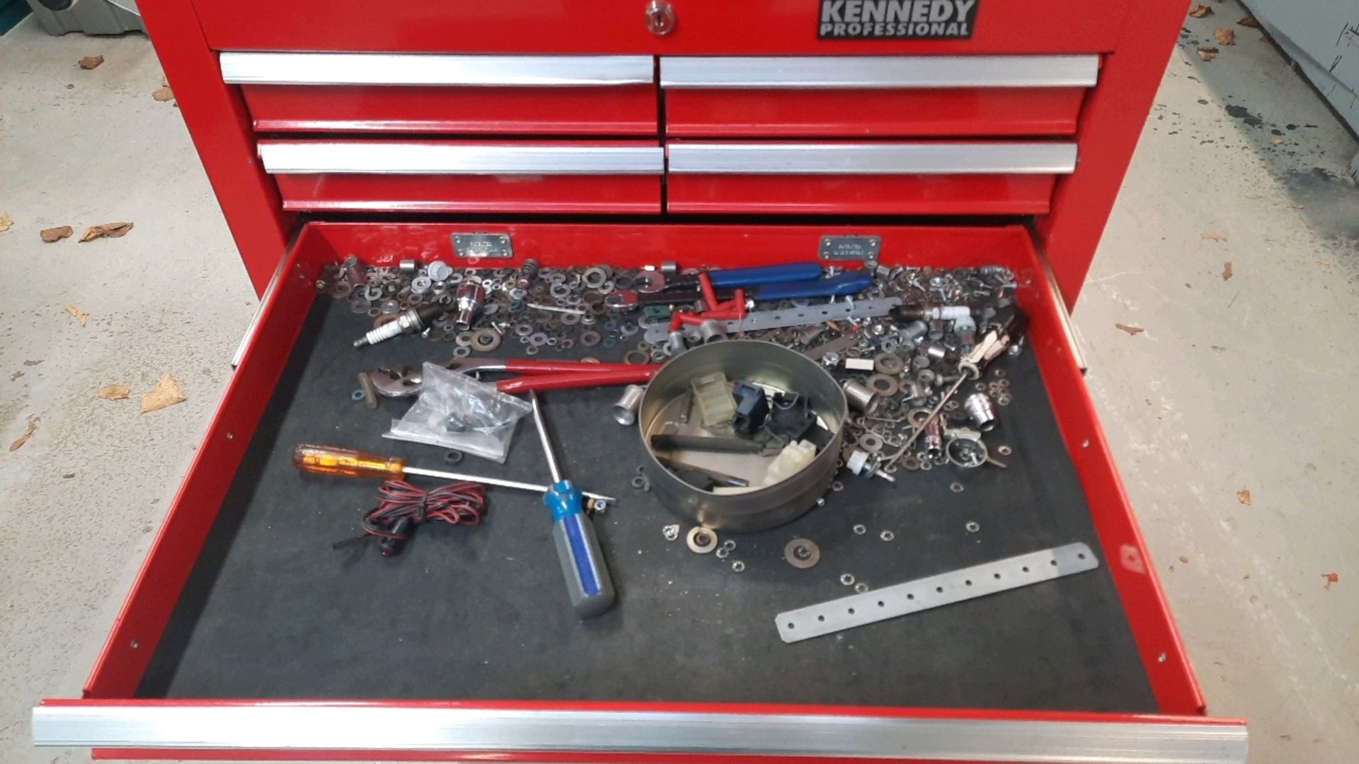 Kennedy Tool Drawer Trolly - Image 4 of 8