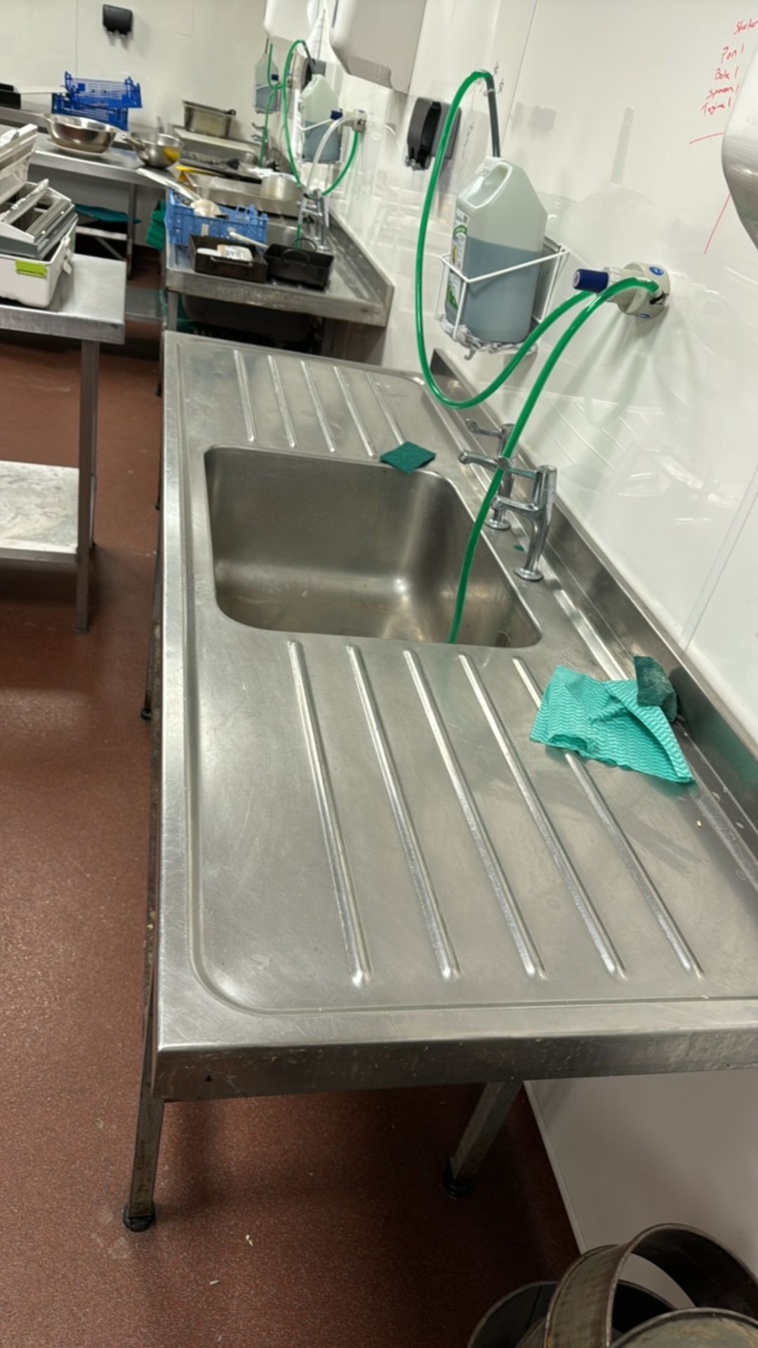 Stainless Steel Sink & Wash Unit - Image 4 of 5