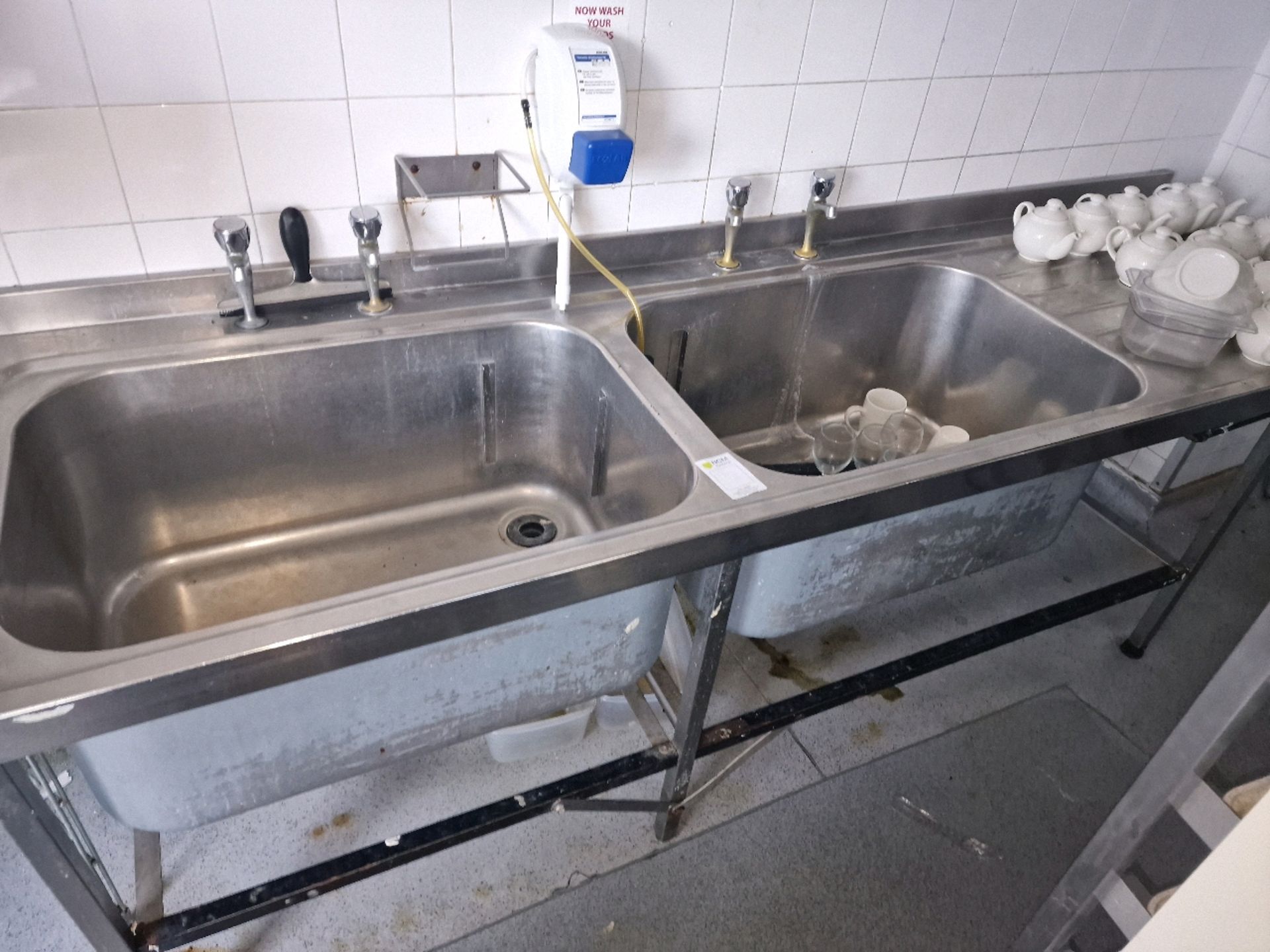 Double Stainless Steel Sink Table