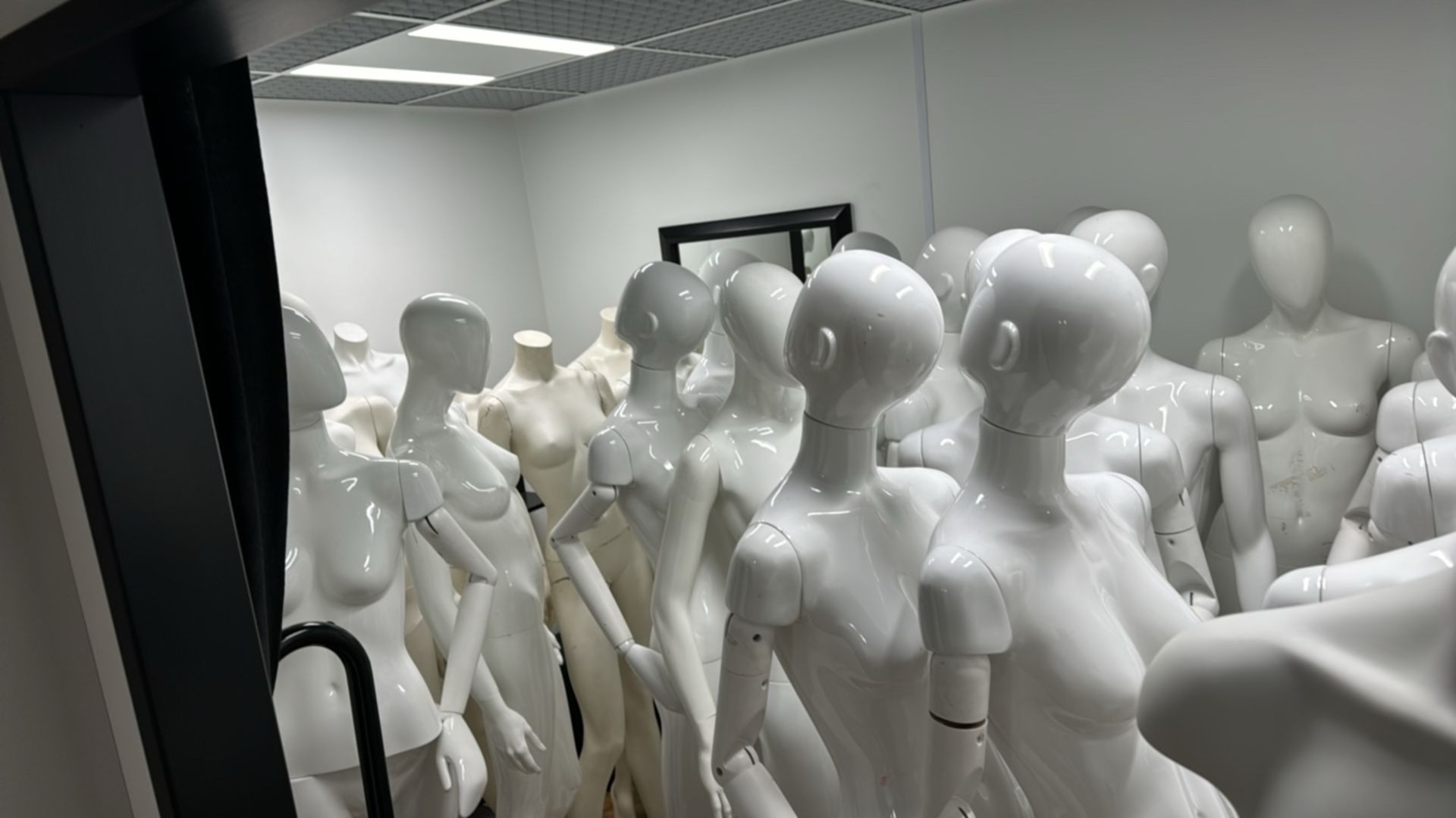 Assorted Female Mannequins - Image 2 of 4