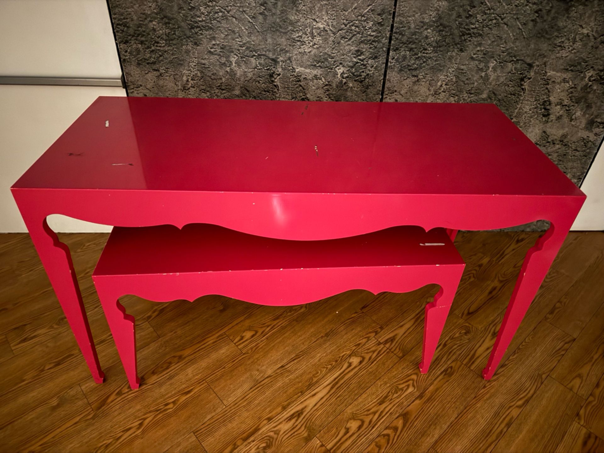 Pink Gloss Tables x2 - Image 2 of 4