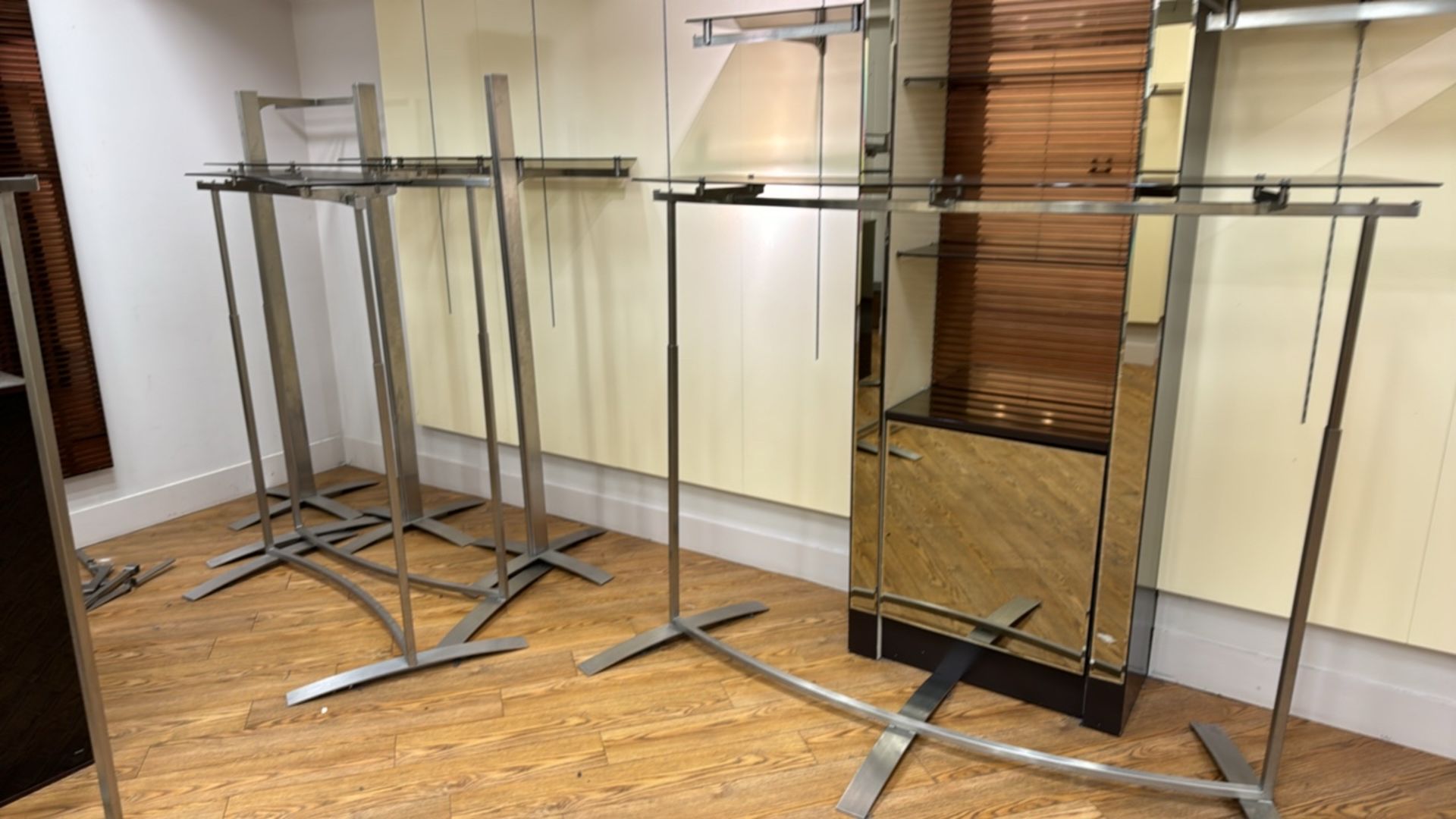 Curved Metal Retail Rails with Glass Tops x5 - Image 2 of 5