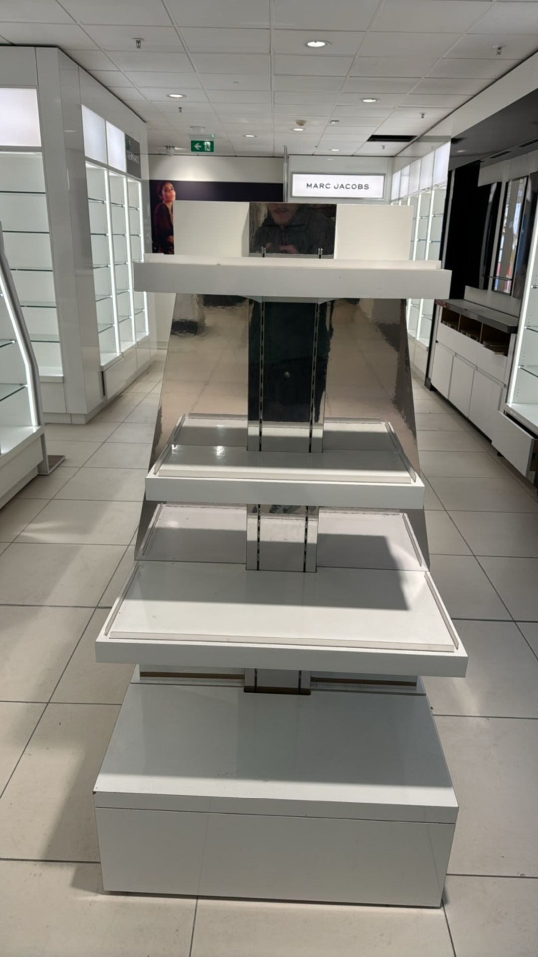 Dual Sided Retail Display Gondola - Image 2 of 3