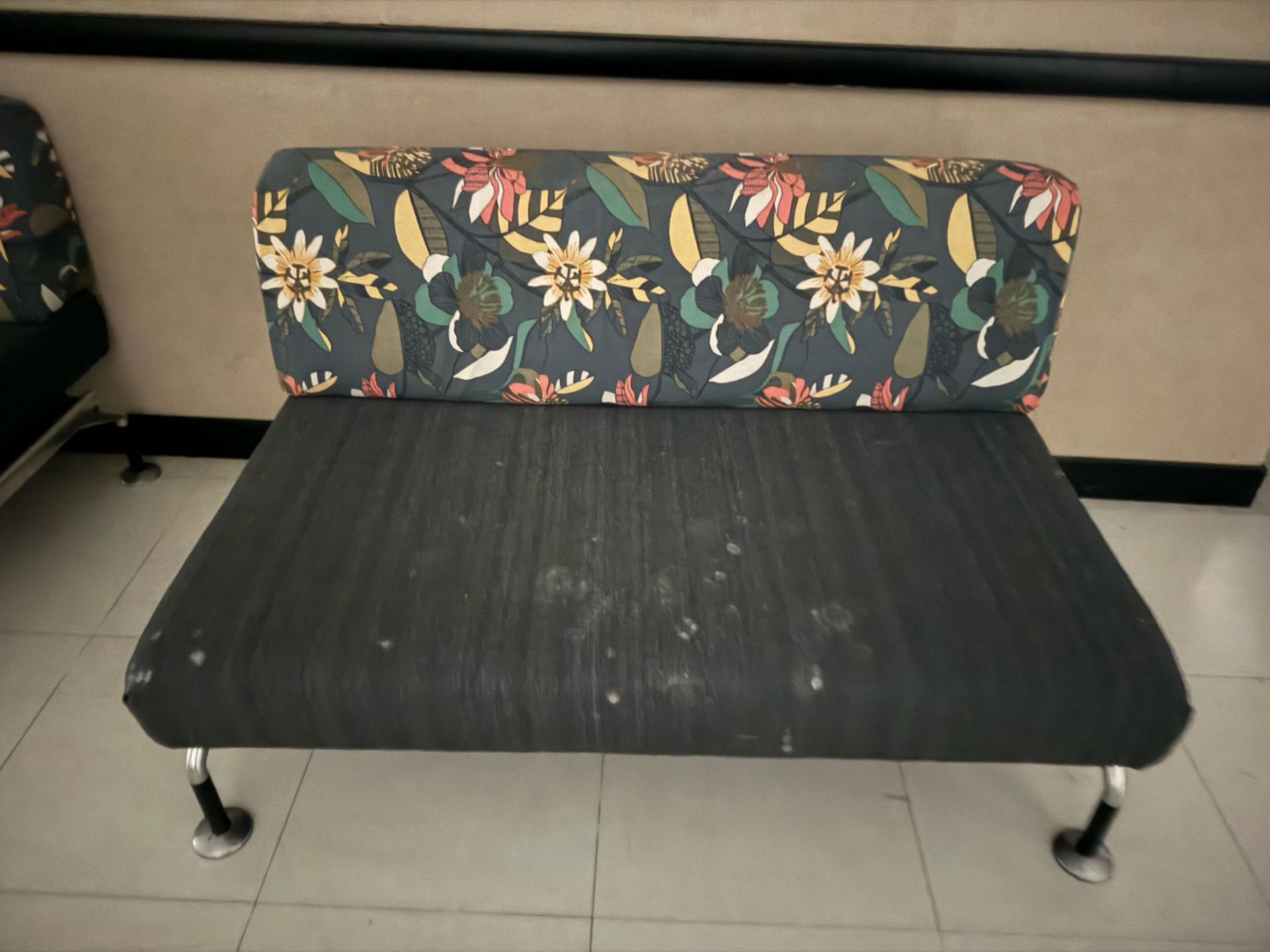 Fabric Two Seater Sofa - Bild 2 aus 2