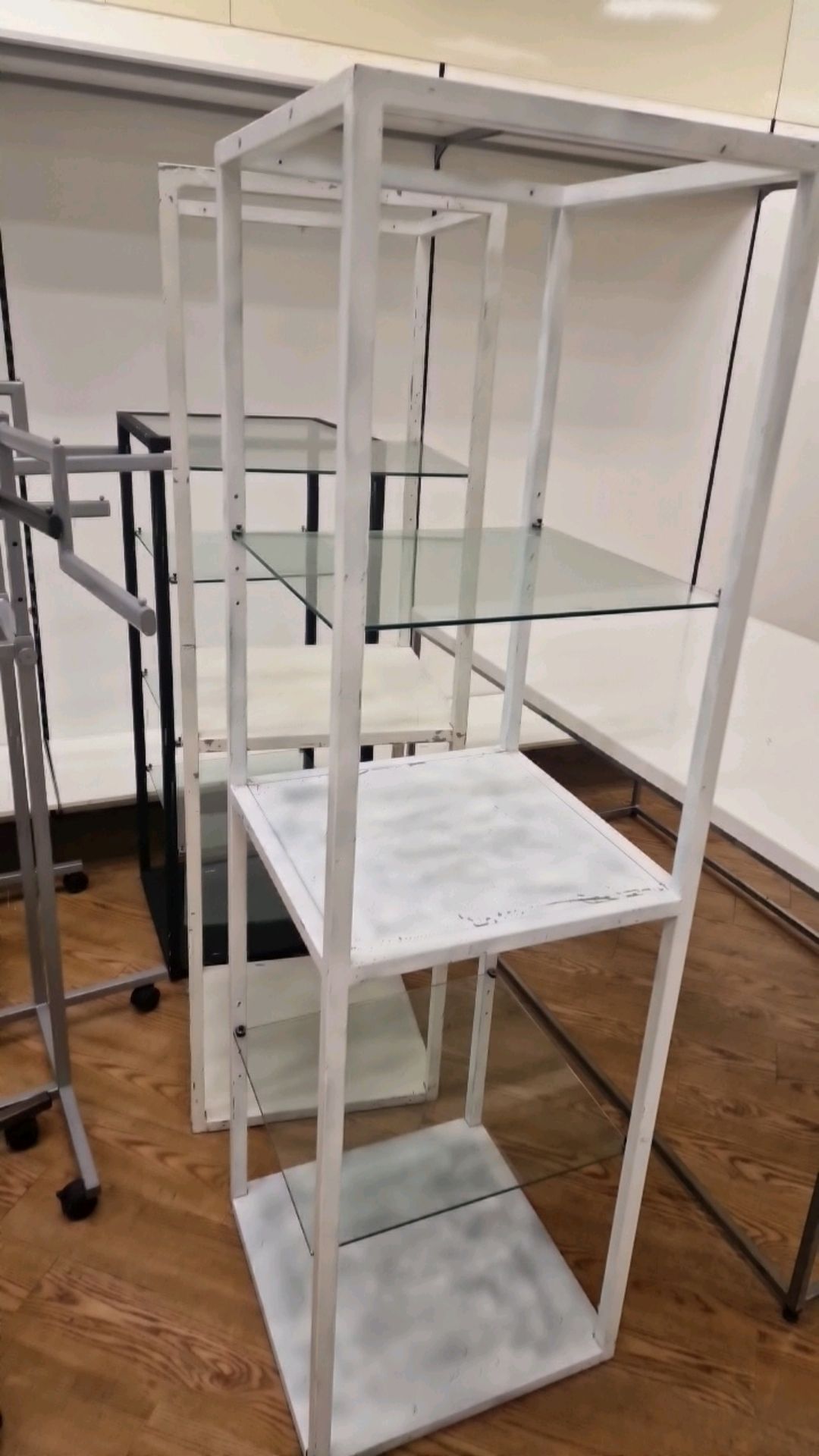 Cubed Glass Display Stands x3 - Image 2 of 3