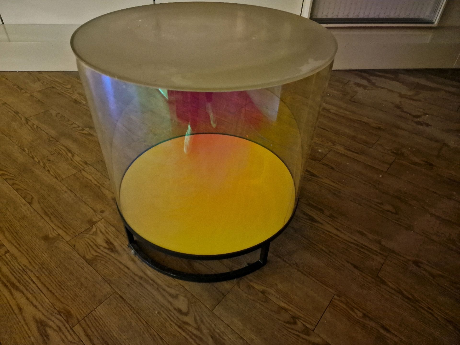 Circular Display Unit - Image 2 of 4