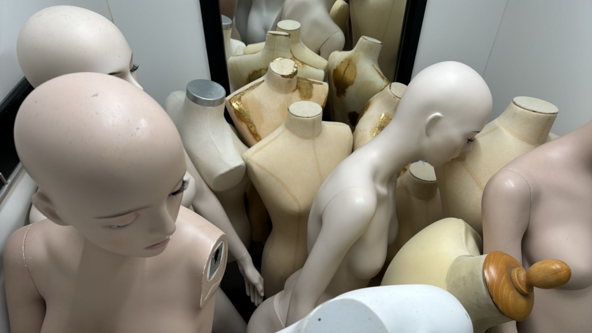 Assorted Female Mannequins - Image 4 of 4