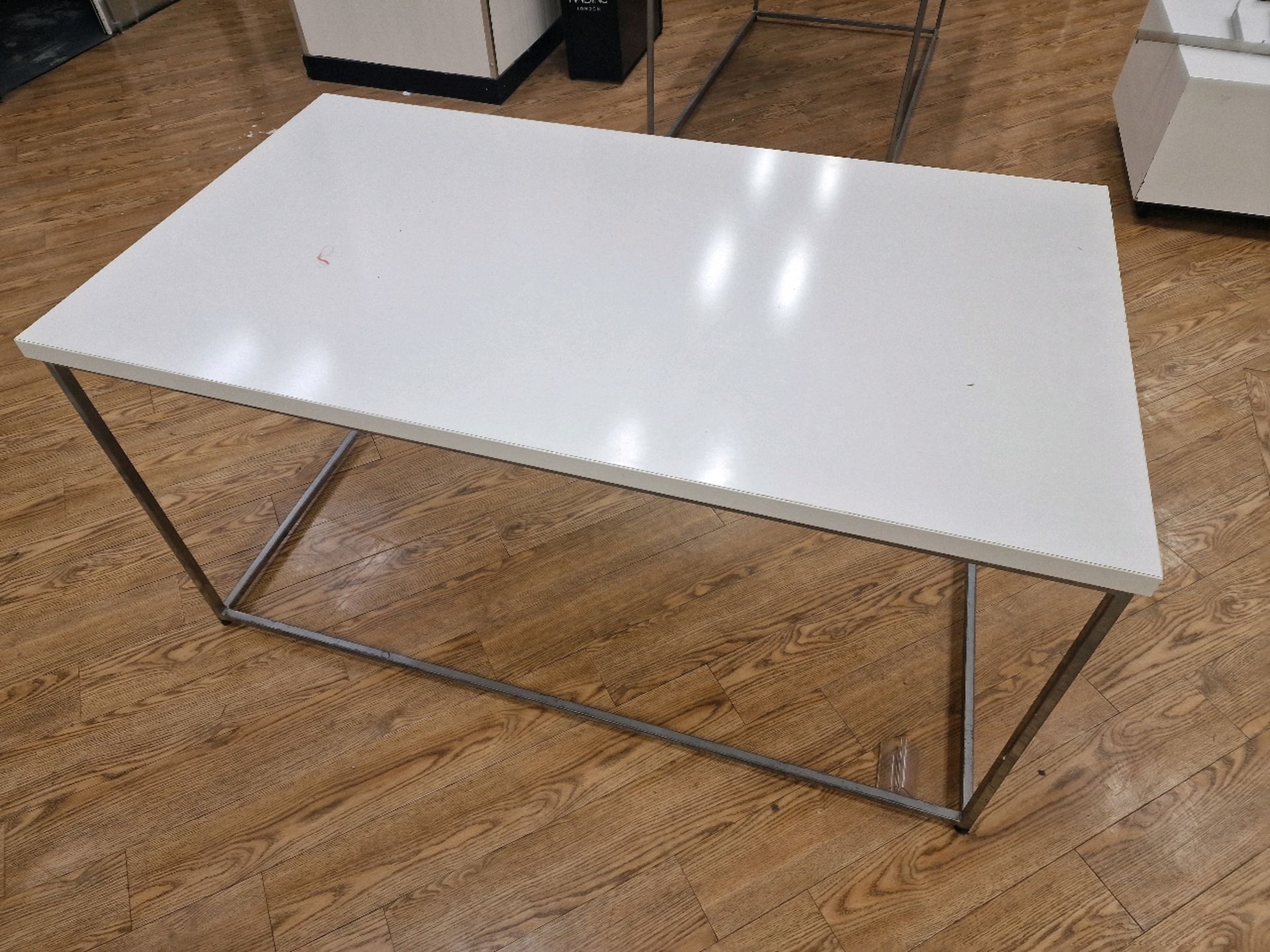 White Gloss Display Table