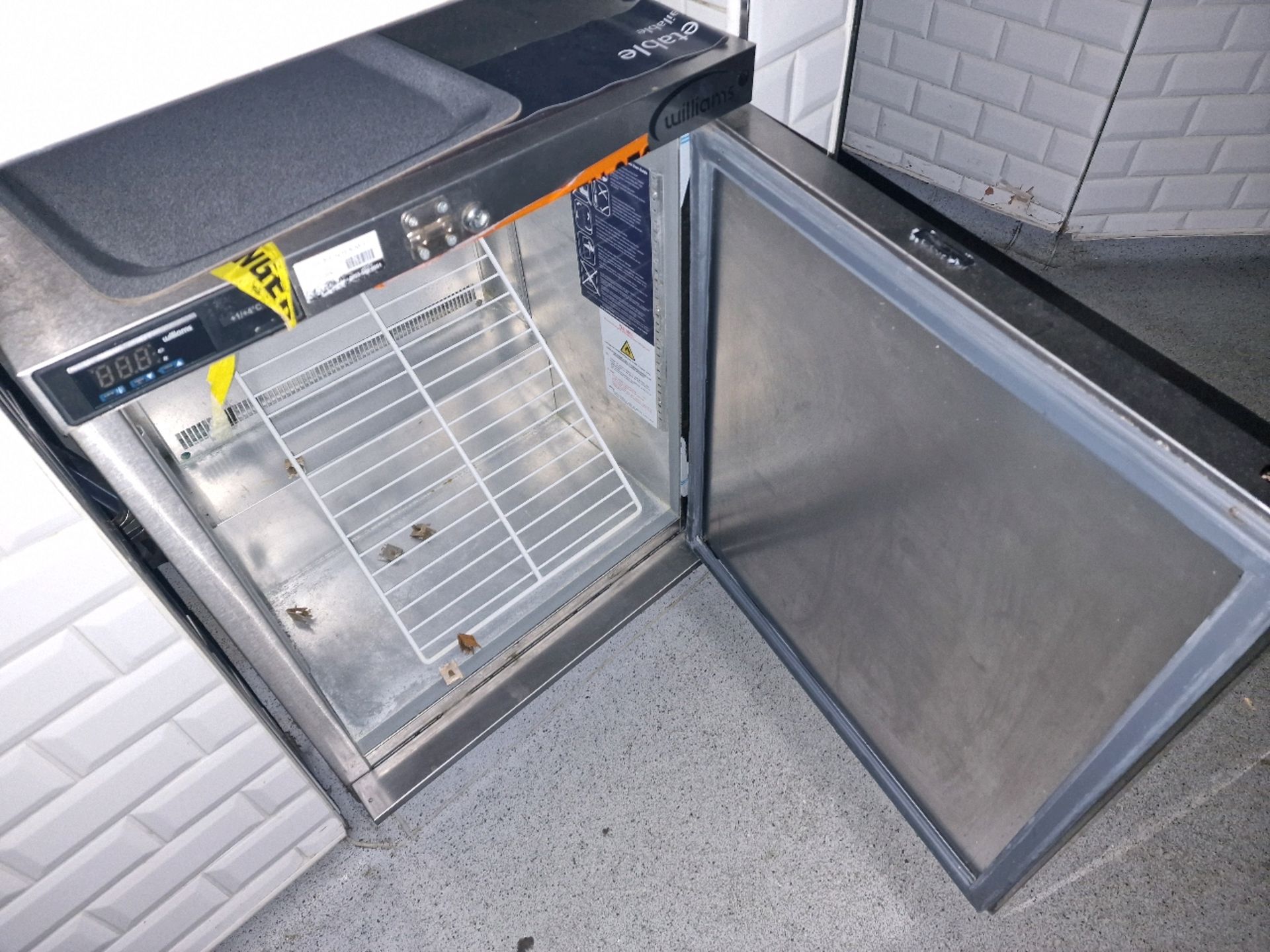 Williams Undercounter Fridge - Bild 2 aus 3