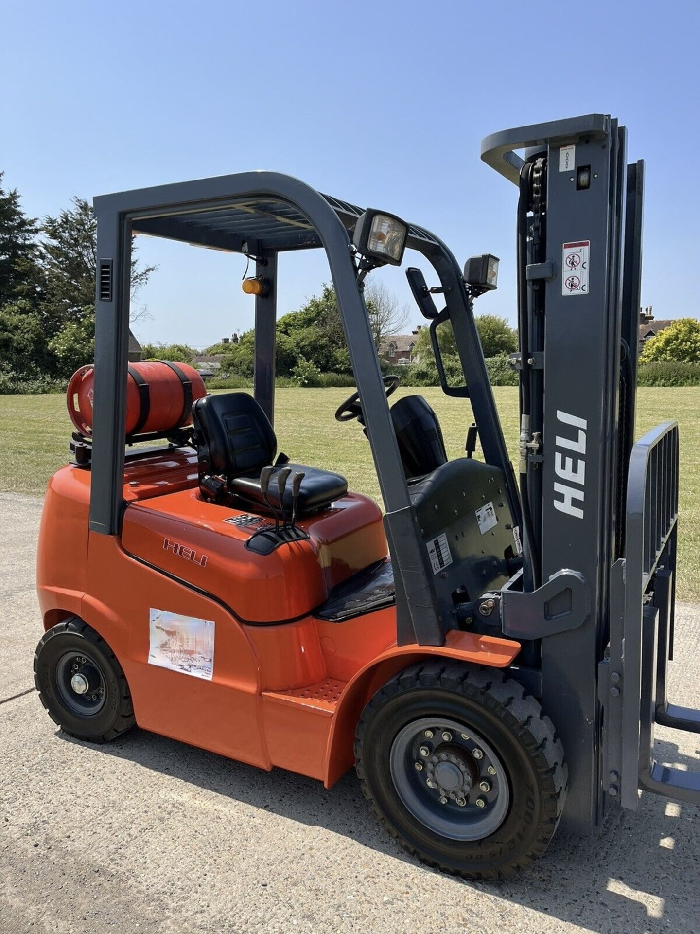 HELI, 2.5 Tonne Gas Forklift (Container Spec) - Image 2 of 7