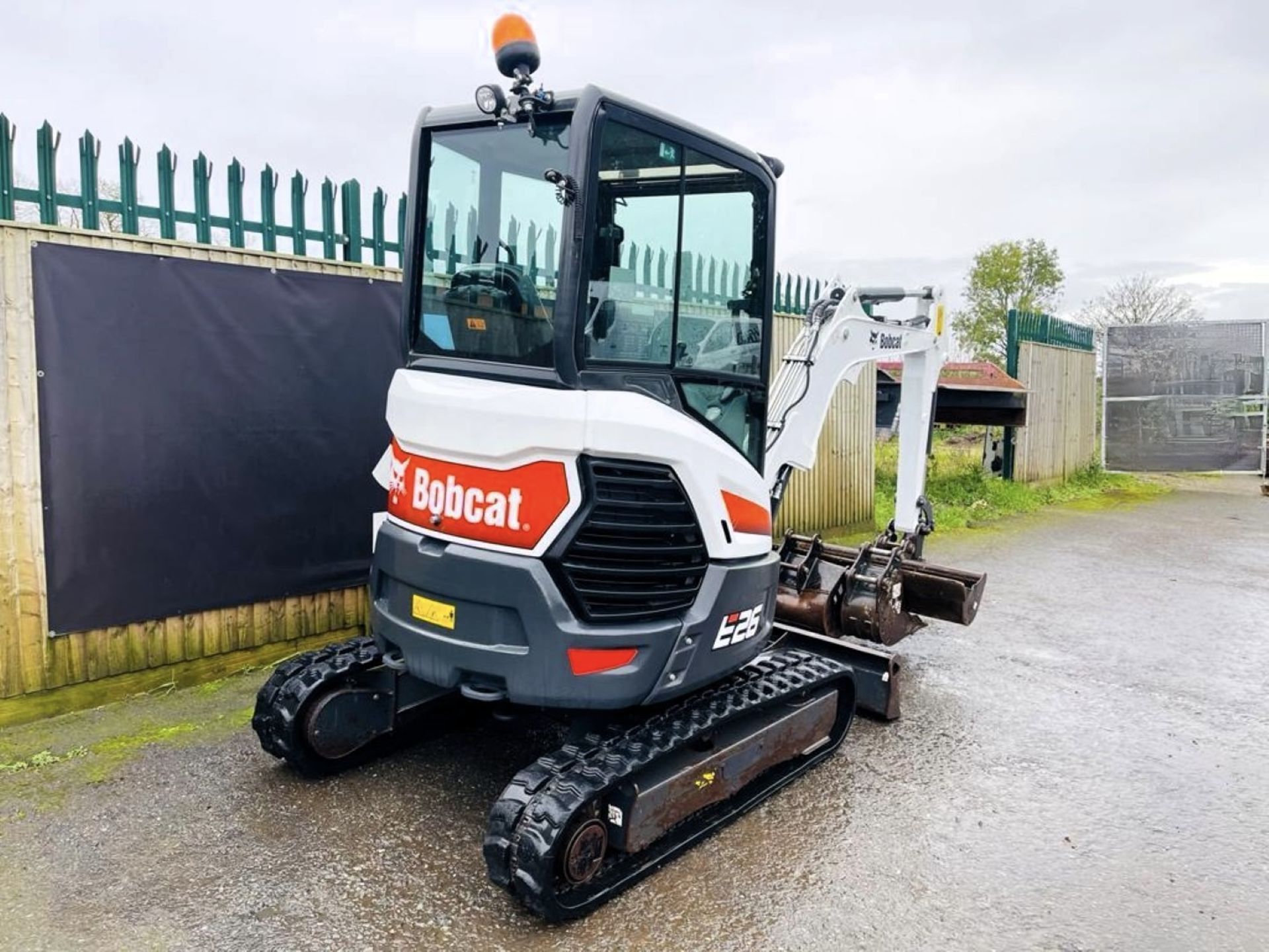 BOBCAT E26 EXCAVATOR - Image 12 of 15